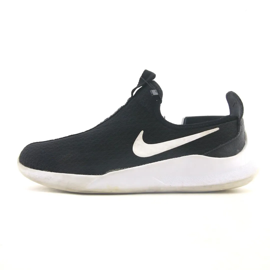 NIKE  VIALE SLP photo shoot