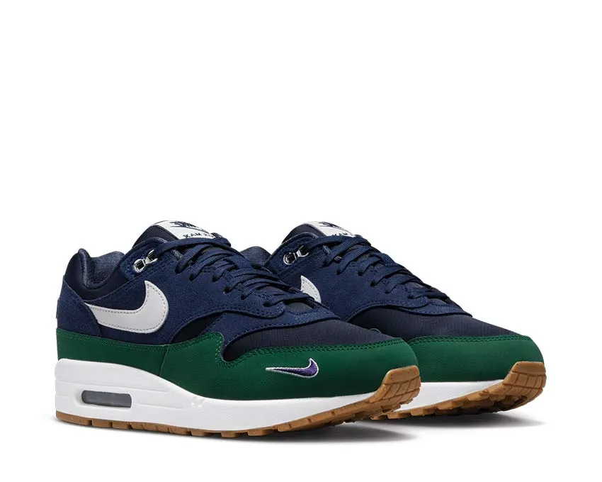 Versatile Comfort Cozy Support Nike Air Max 1 '87 QS W