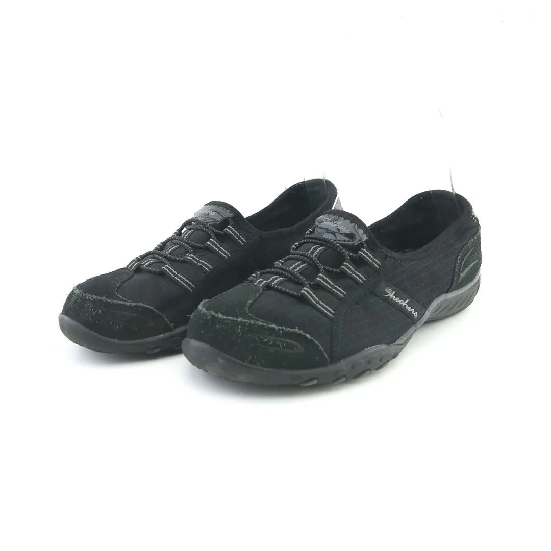 King Strong Party Glow SKECHERS BREATHE-EASY ALLDAY