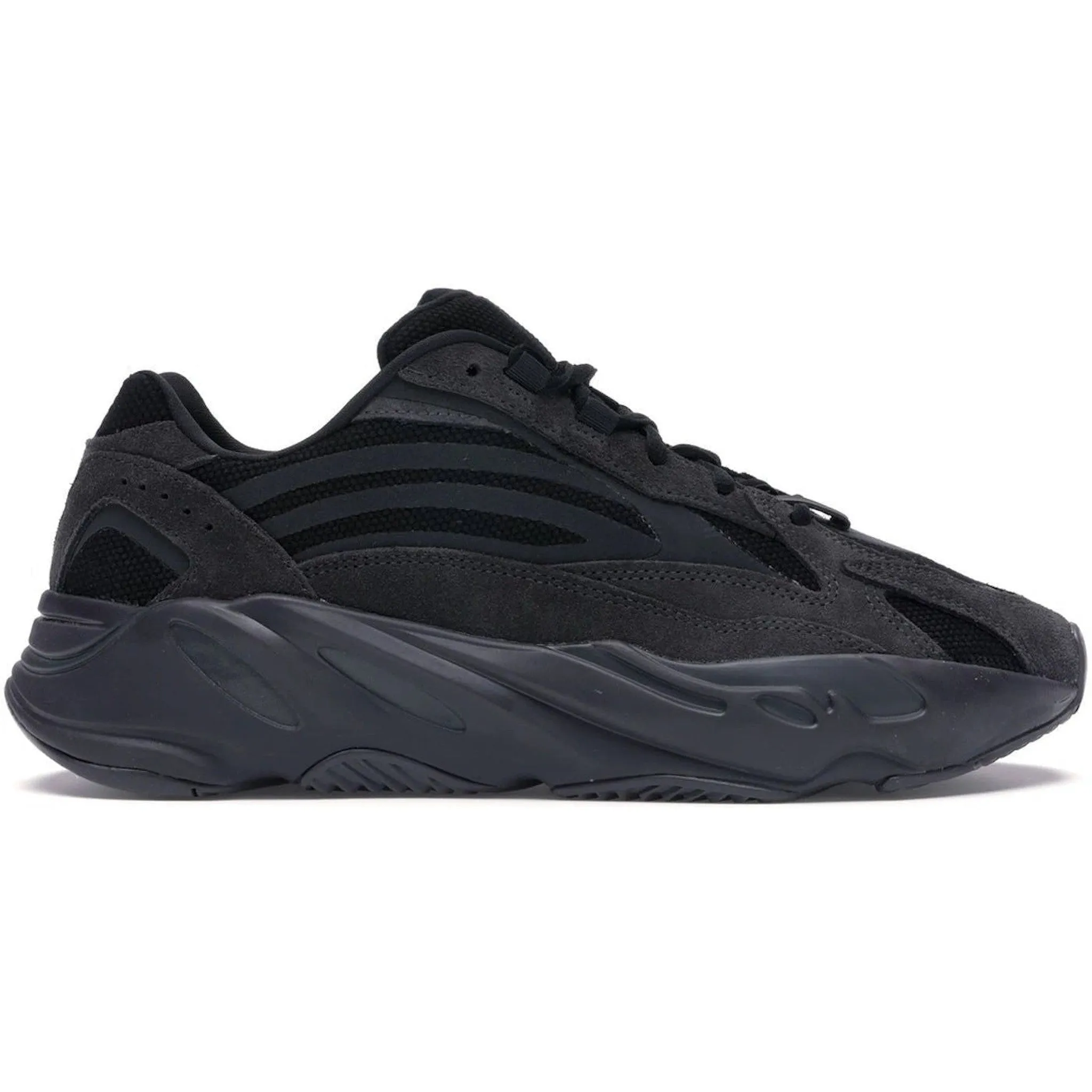 Outfit Ready Sandals adidas Yeezy Boost 700 V2 Vanta