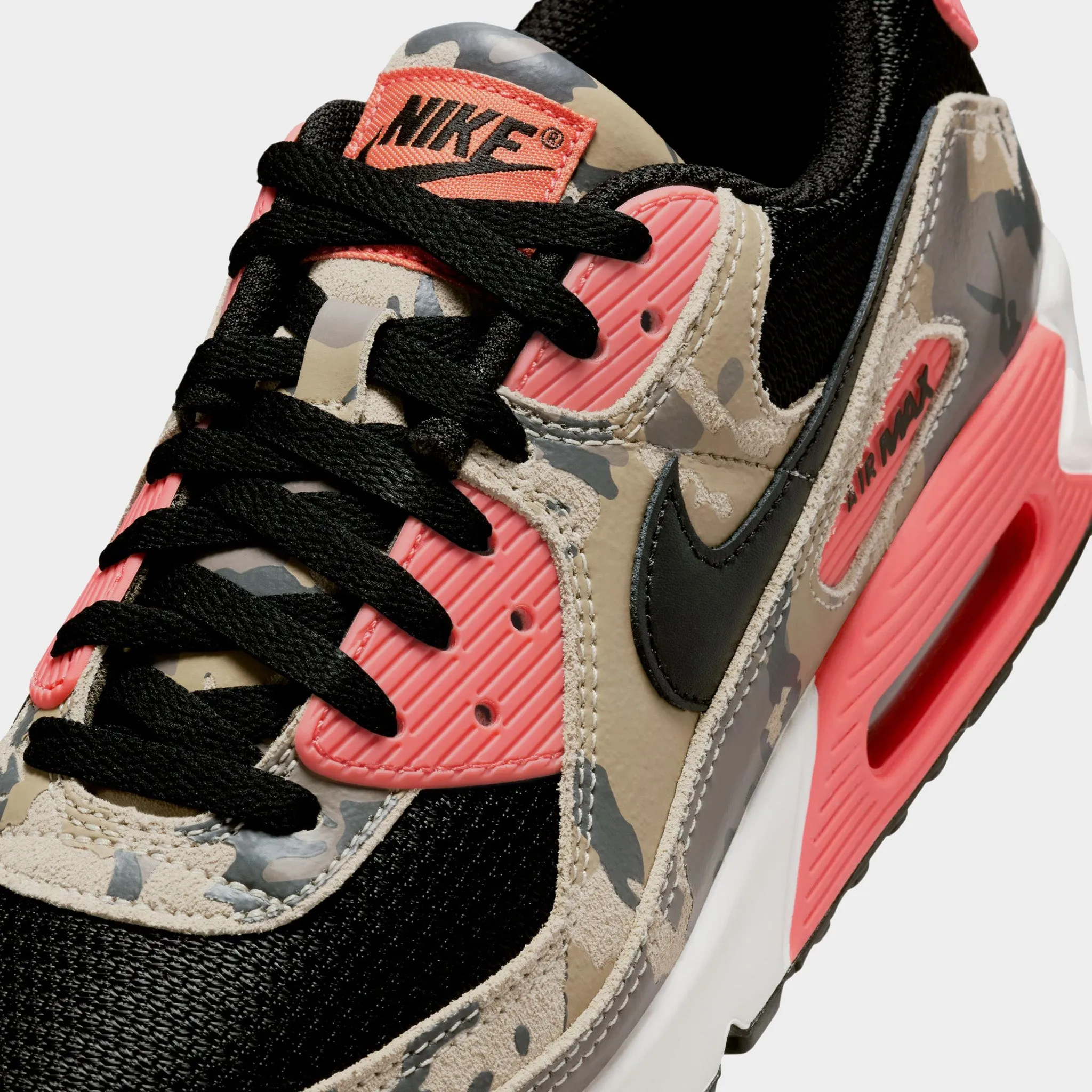 Sporty Look Arch Design Nike Air Max 90 PRM Light Khaki / Black - Magic Ember