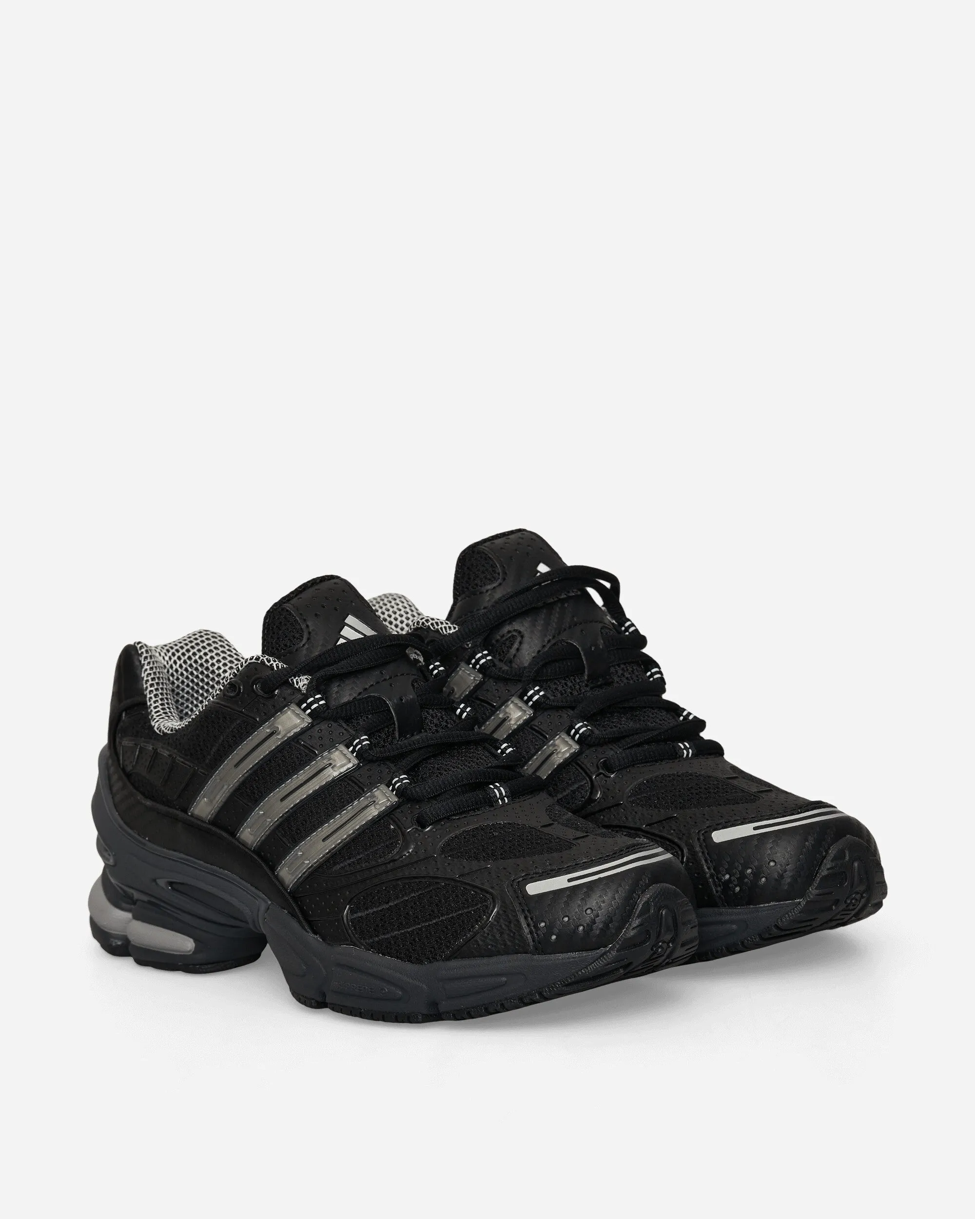 Ozweego Pro Sneakers Core Black / Iron Metallic / Grey Six Skin Soft