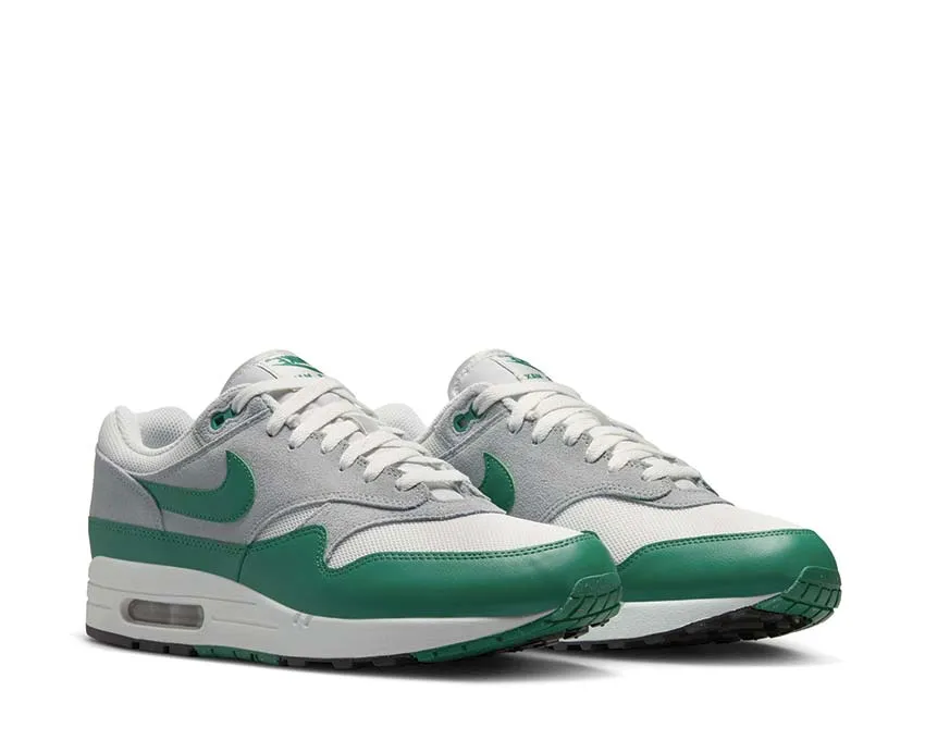 Run Daily Nike Air Max 1 Essential "Evergreen Aura"
