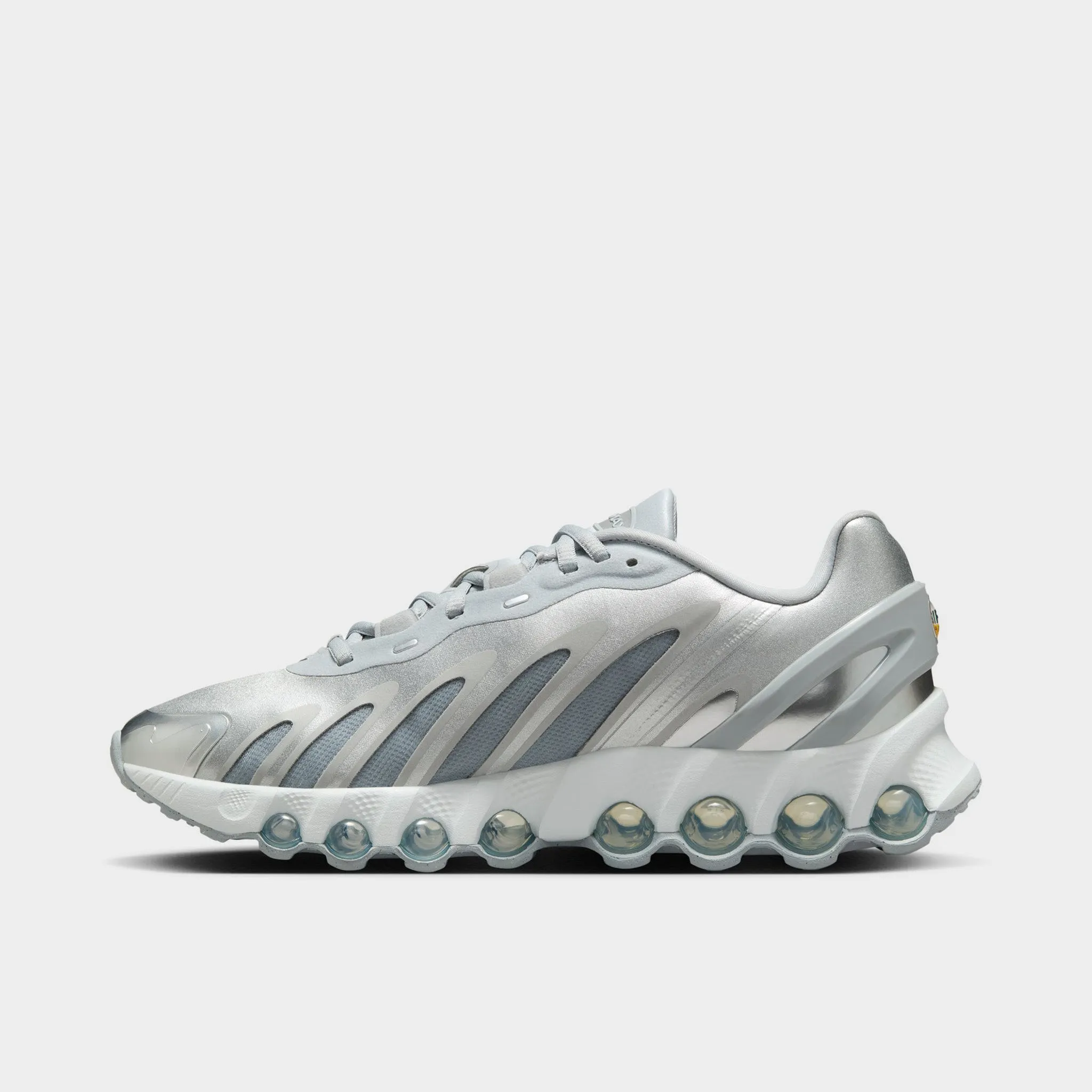 Morning Step Flexible Sole Nike Women's Air Max DN8 Wolf Grey / Metallic Silver - Off White