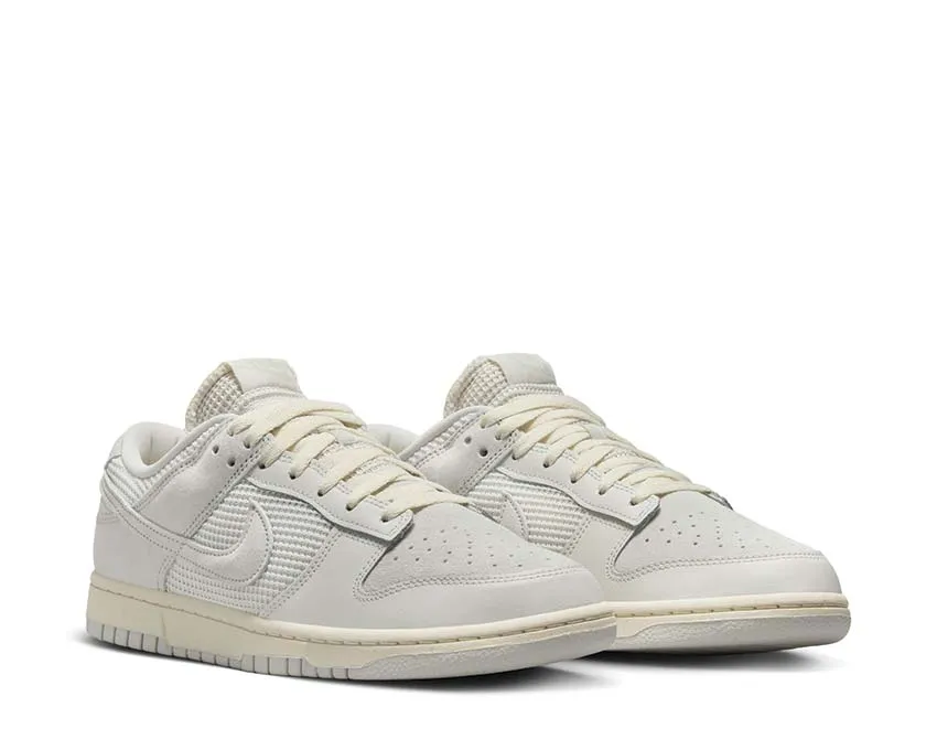 Feet Support Rest Walk Nike Dunk Low Phantom
