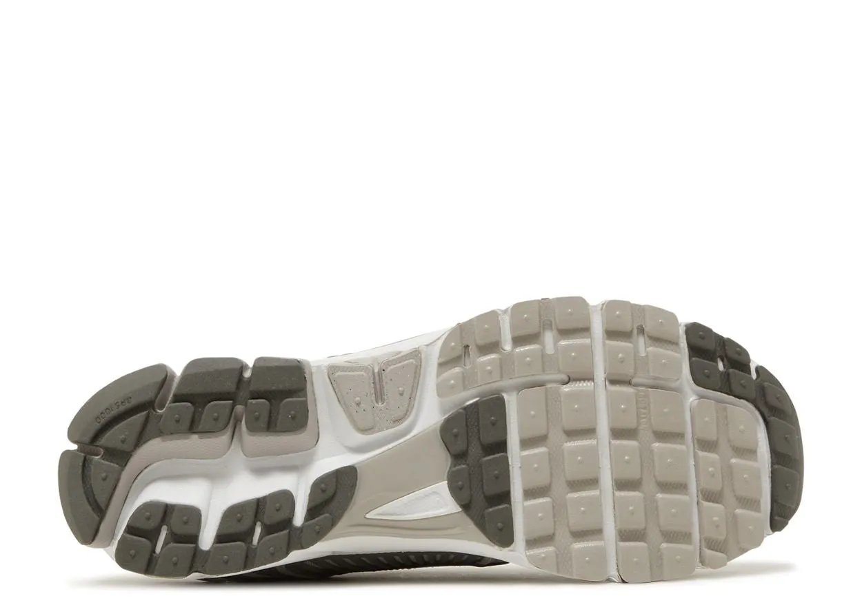 Comfort Socksliner Nike Zoom Vomero 5 Iron Ore Flat Pewter