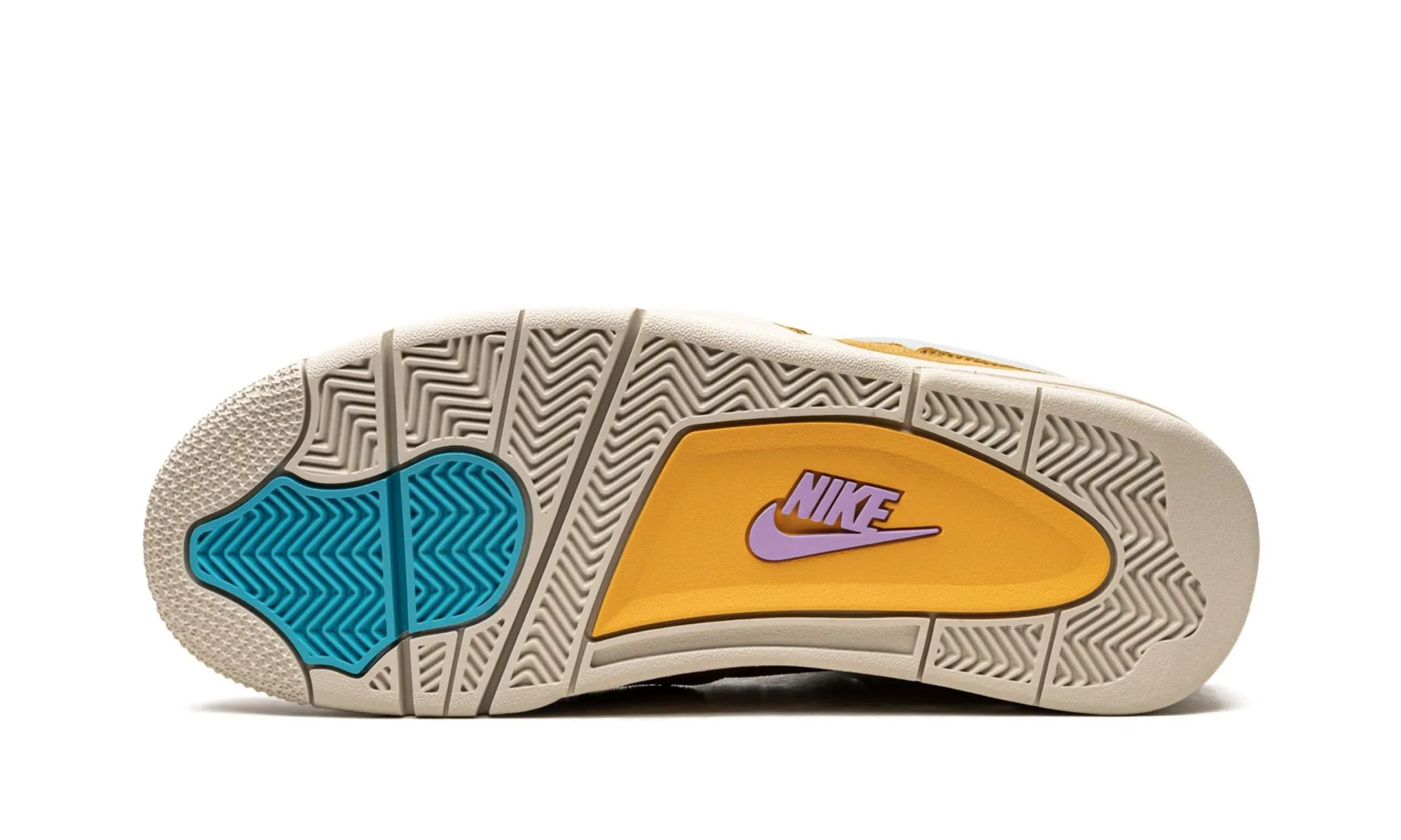 Union La X Air Jordan 4 Retro Desert Moss Flex Feel Celebrate Walk