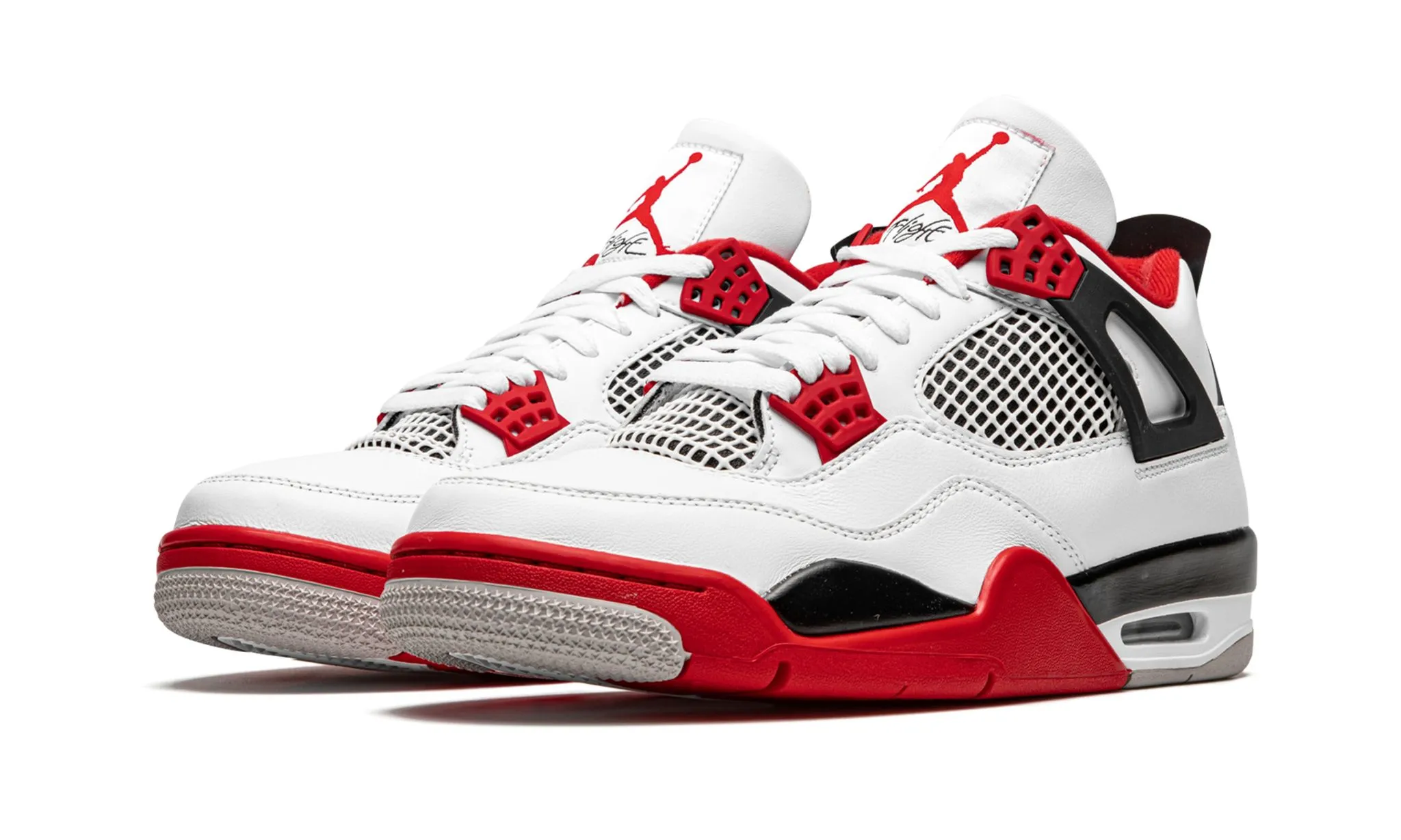Air Jordan 4 Retro OG Fire Red Sleek Build