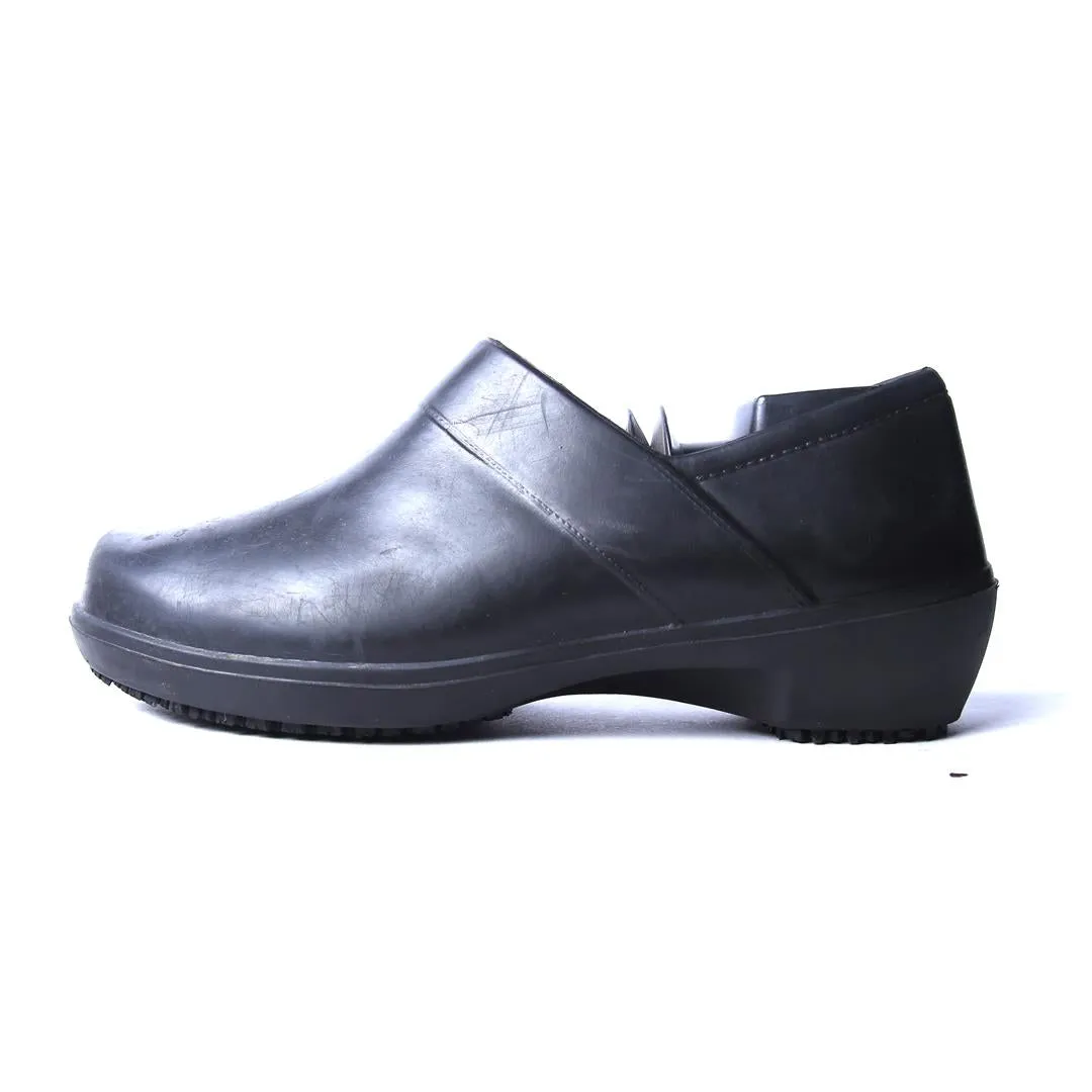 Snow Grip Metal Edge SHOES FOR CREWS  SLIP RESISTANT