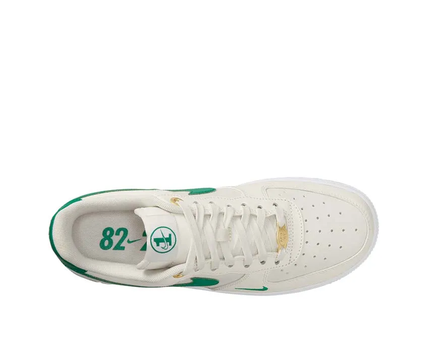 Nike Air Force 1 '07 SE W Ergonomic Design