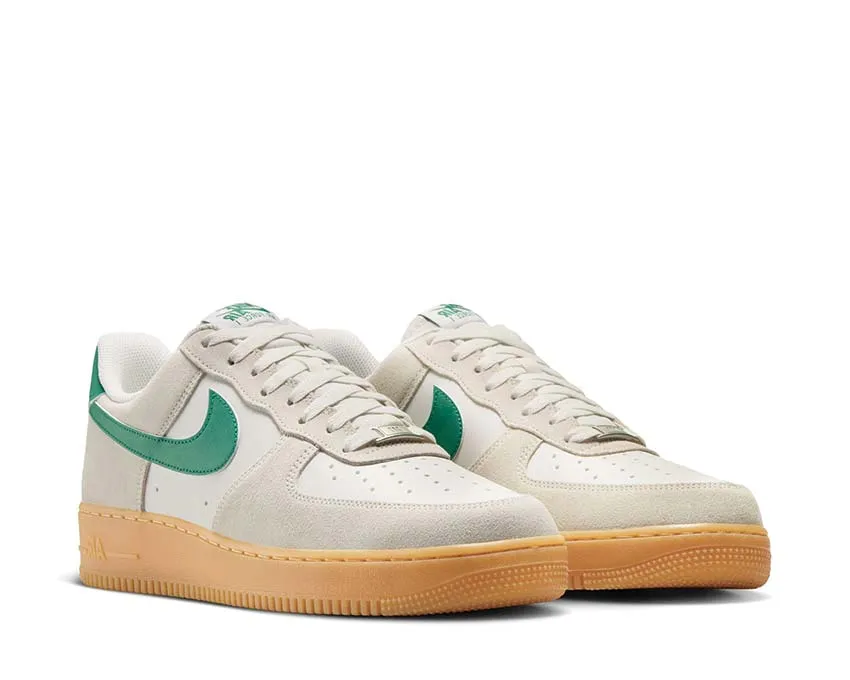 Vine Hike Hybrid Look Nike Air Force 1 '07 LV8 "Phantom Malachite"