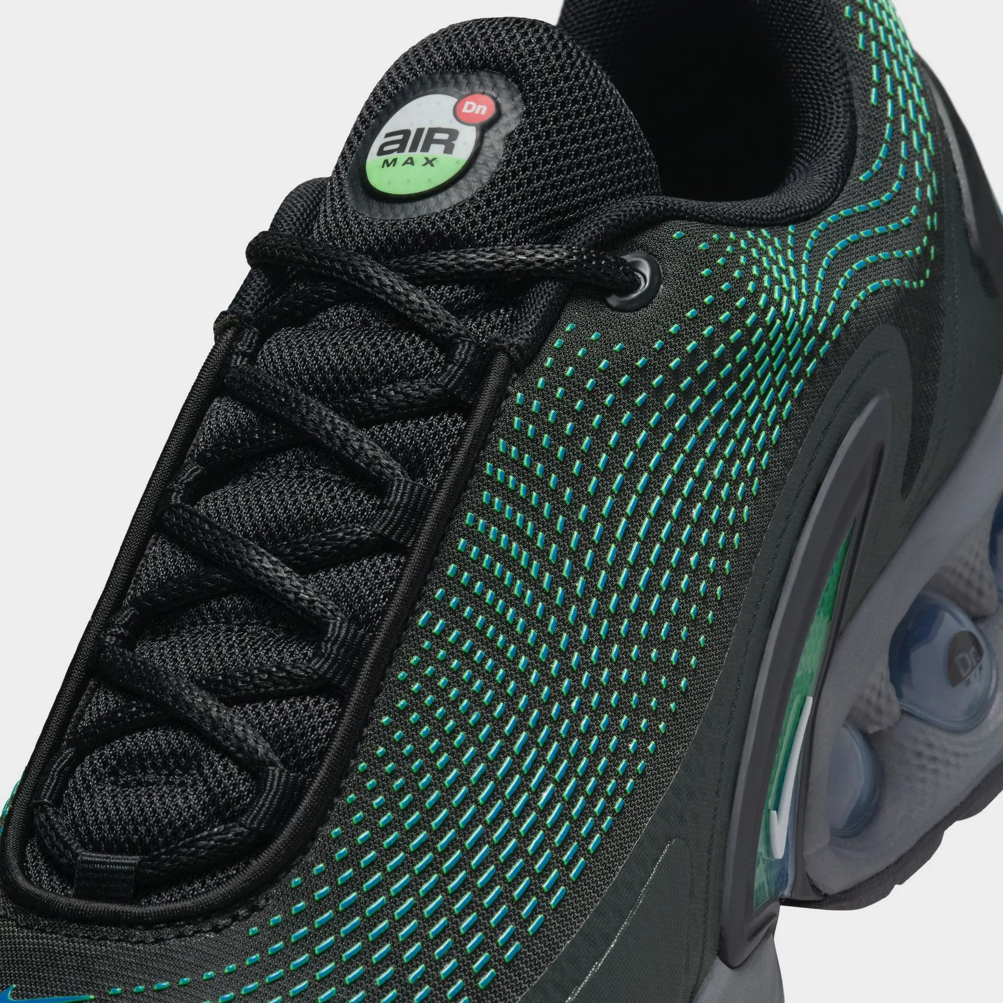 Stay Light Nike Air Max DN Black / White - Hyper Cobalt