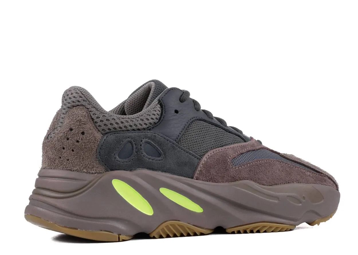 London Edge Minimalist Style Adidas Yeezy 700 Mauve