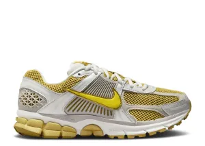 Nike Zoom Vomero 5 Bronzine running on gravel shoes