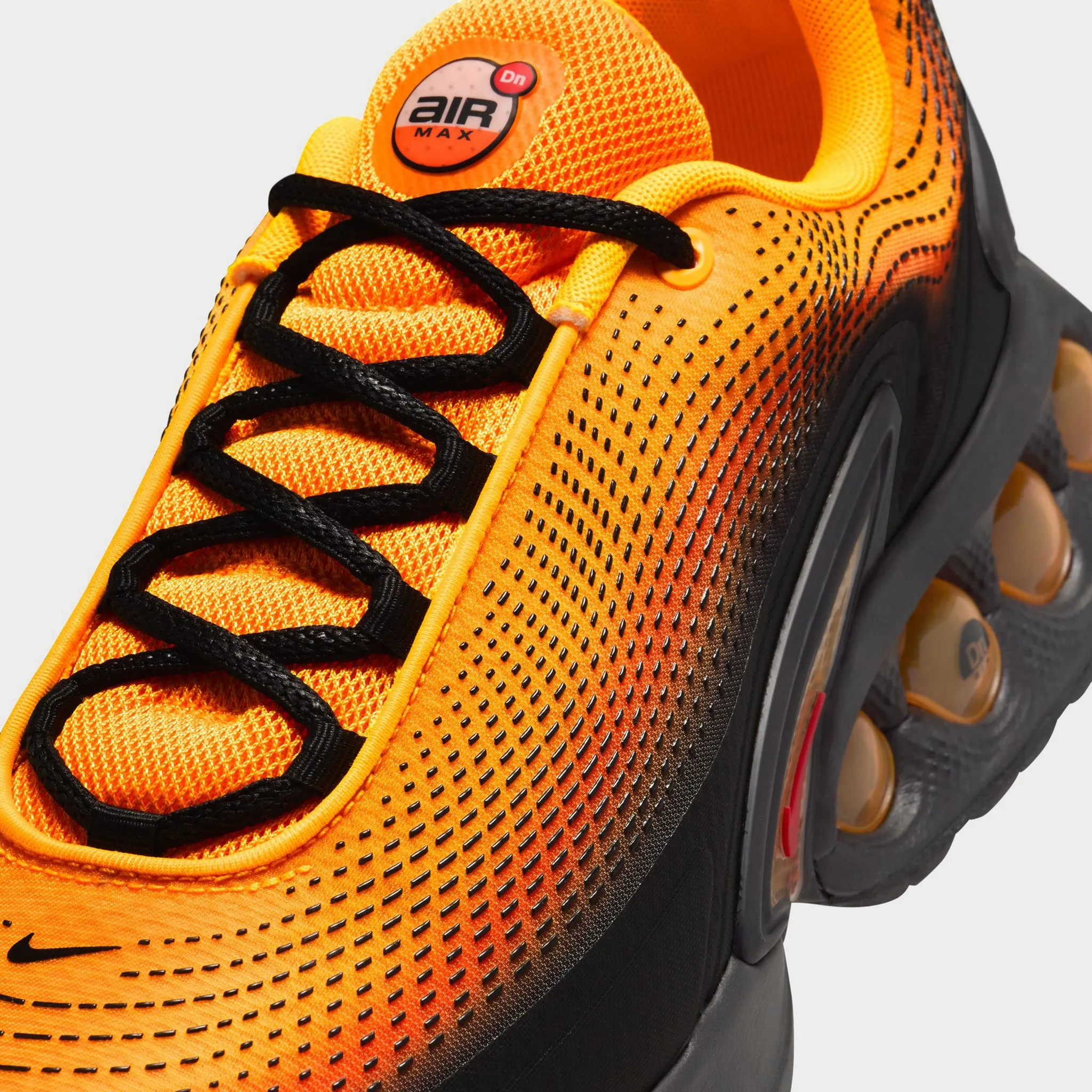 Lightweight Upper Nike Air Max DN SE Laser Orange / Comet Red - Black