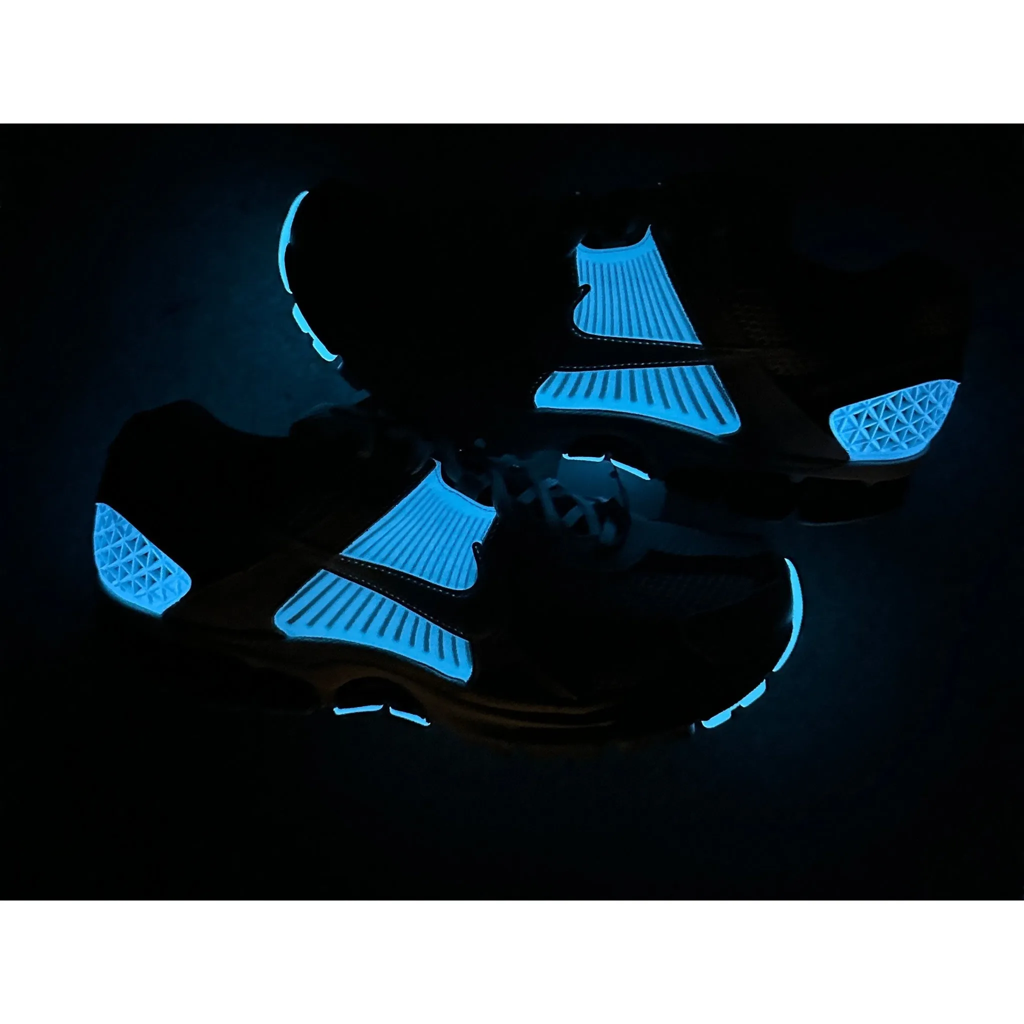 hill training footwear rainbow - design shoes Nike Zoom Vomero 5 Supersonic Light Bone Black