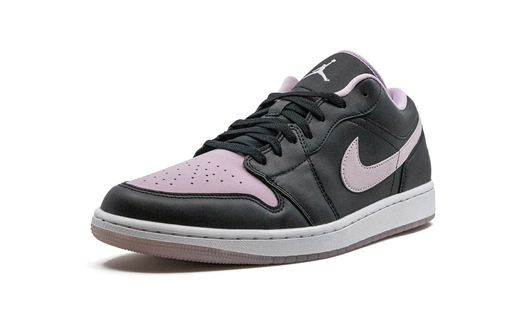 Air Jordan 1 Low SE Black Iced Lilac Good Traction Season Ease