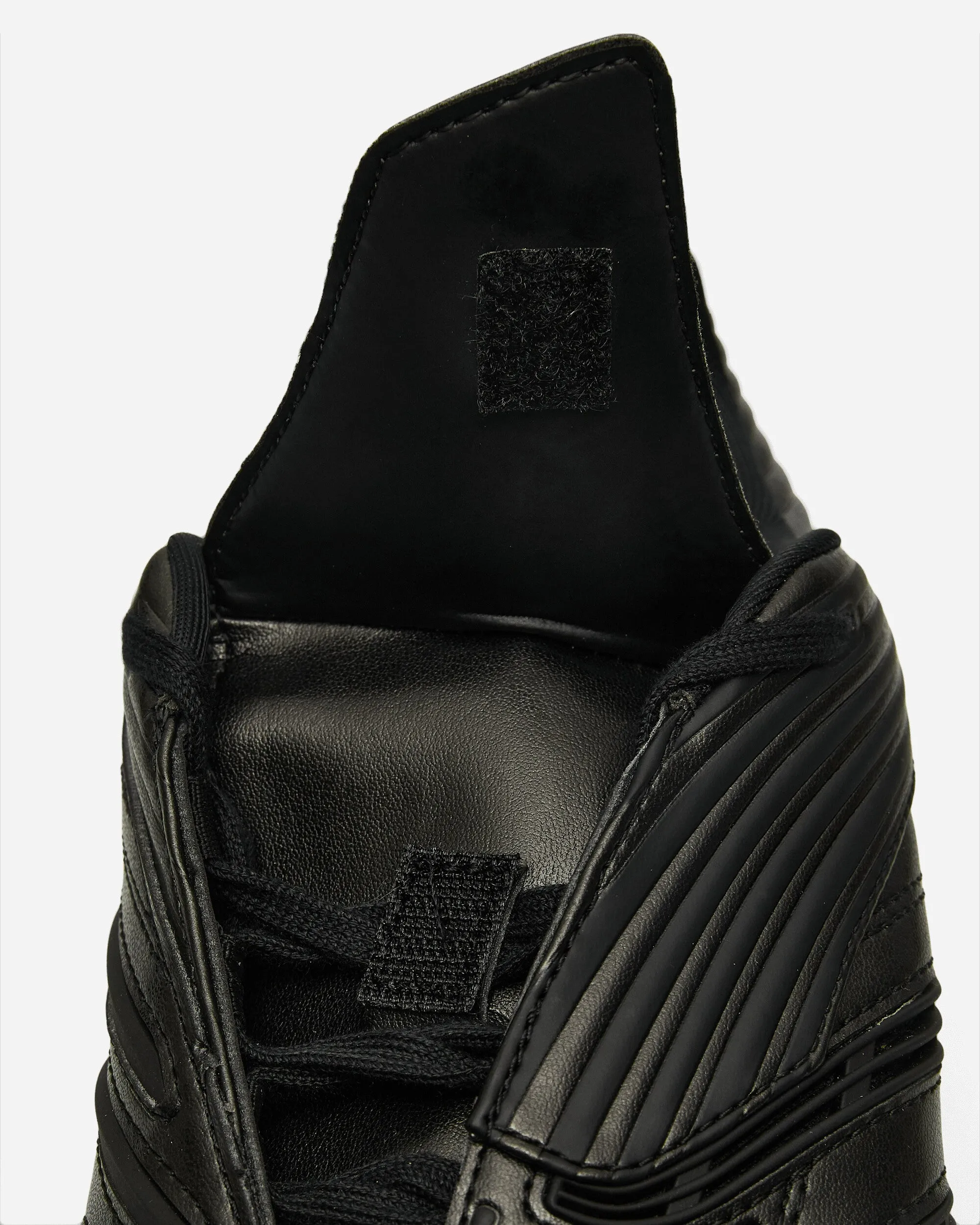 Predator Megaride Sneakers Core Black Comfort Grip Knitted Warm