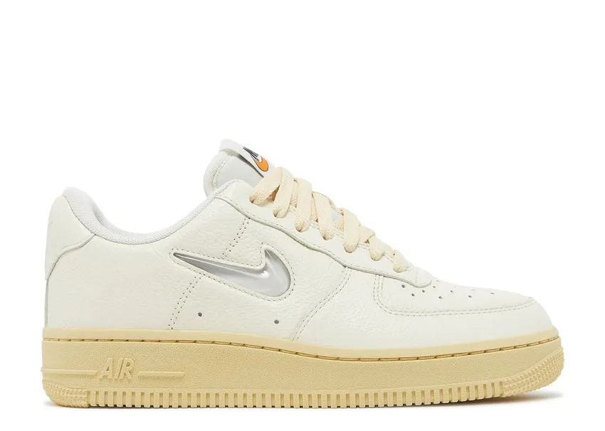 Nike Air Force 1 Low '07 LX Coconut Milk Lemon Wash Ease Motion