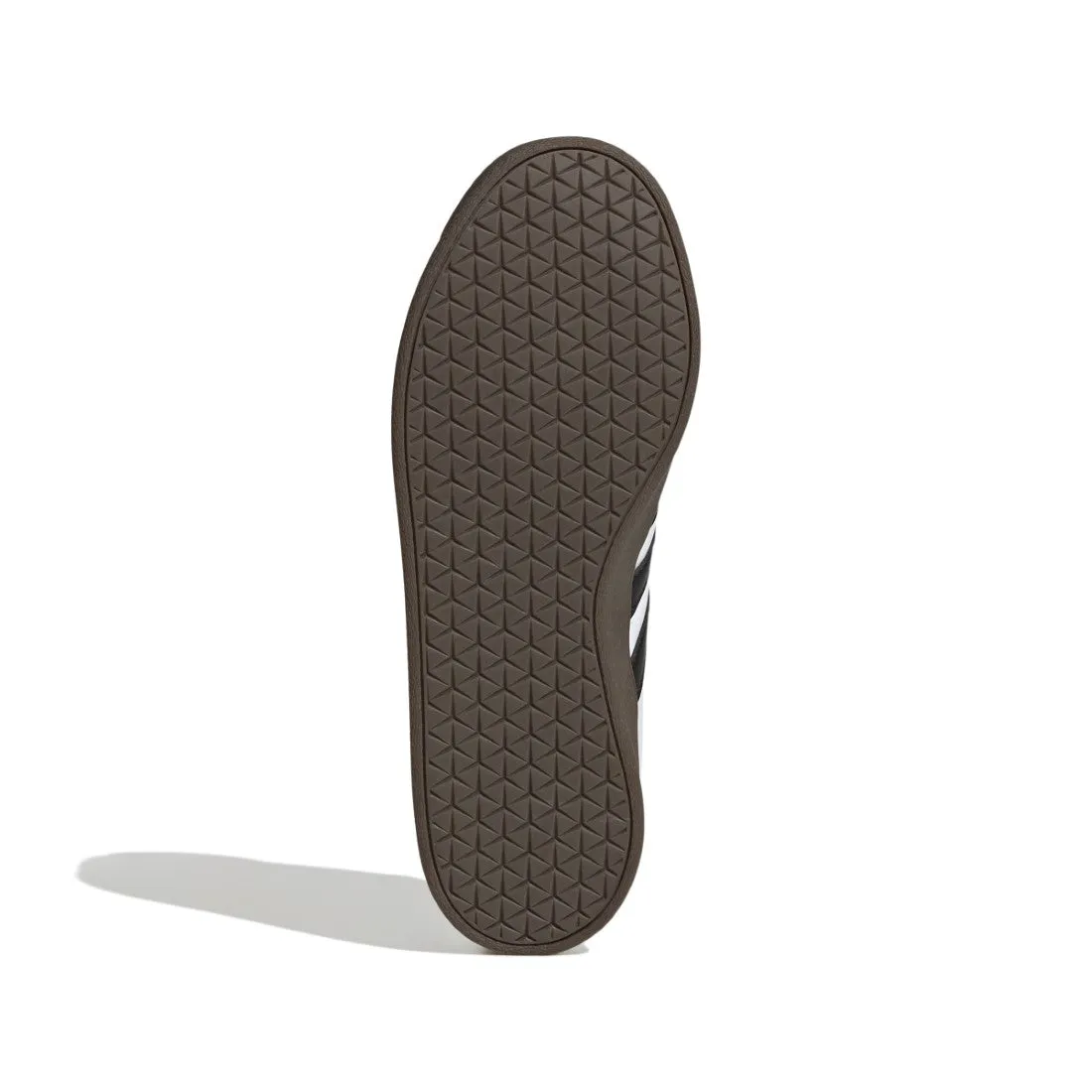 VL Court Base Shoes Stylish Appeal