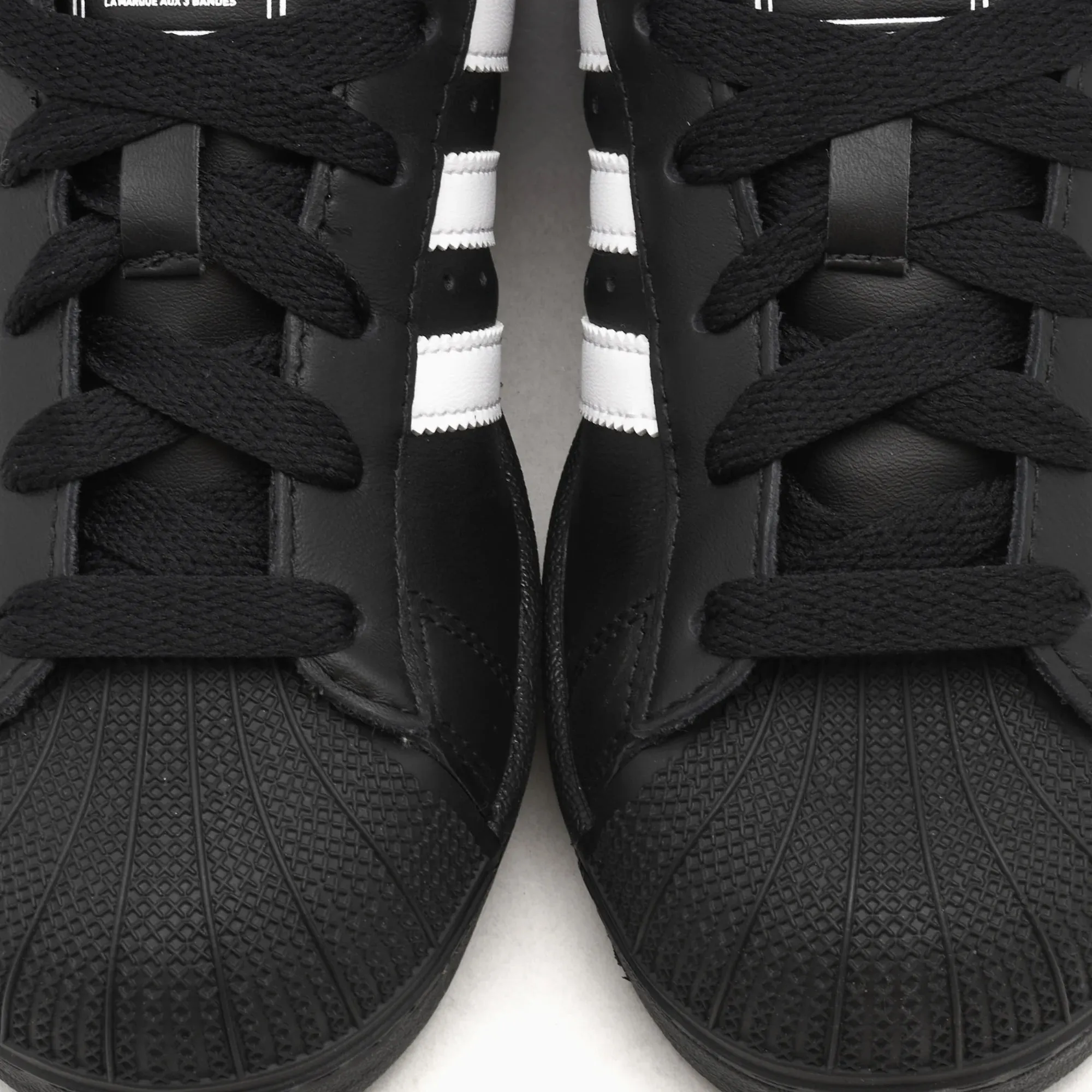 Adidas Originals | SUPERSTAR II { CORE BLACK/CLOUD WHITE/CORE BLACK Foot Shape Ergonomic Design
