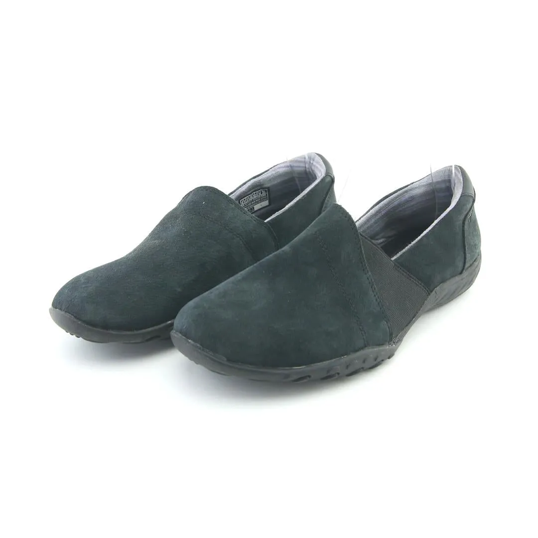 SKECHERS RELAXED FIT Comfort Heel