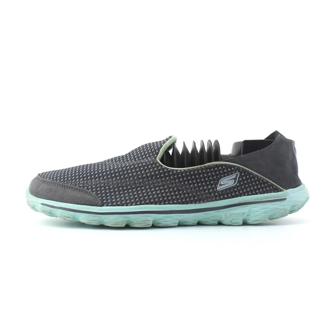 Versatile SKECHERS GO WALK 2