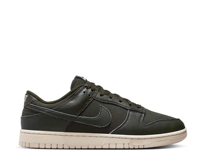 Stable Nike Dunk Low Retro PRM