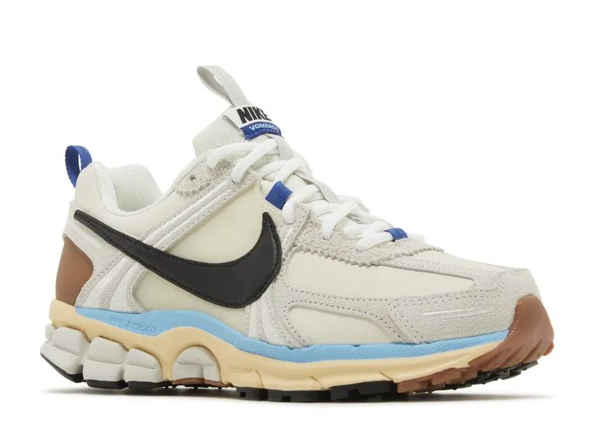 Nike Zoom Vomero 5 Designed By Japan Metallic accents pre - run stretch