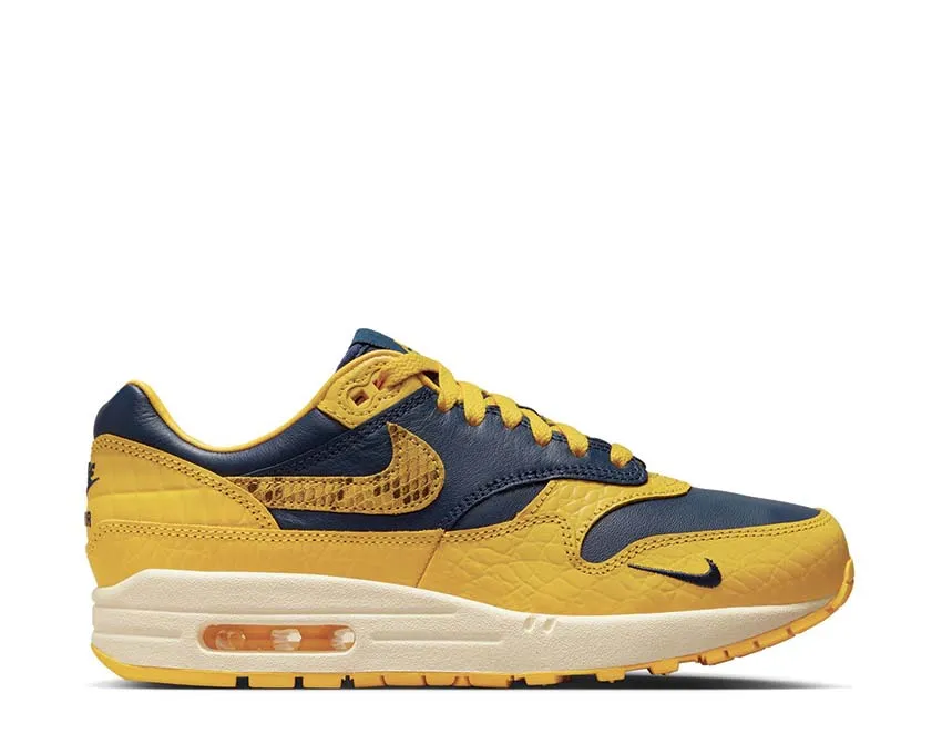 Nike Air Max 1 Prm W Buckle Detail Timeless Style