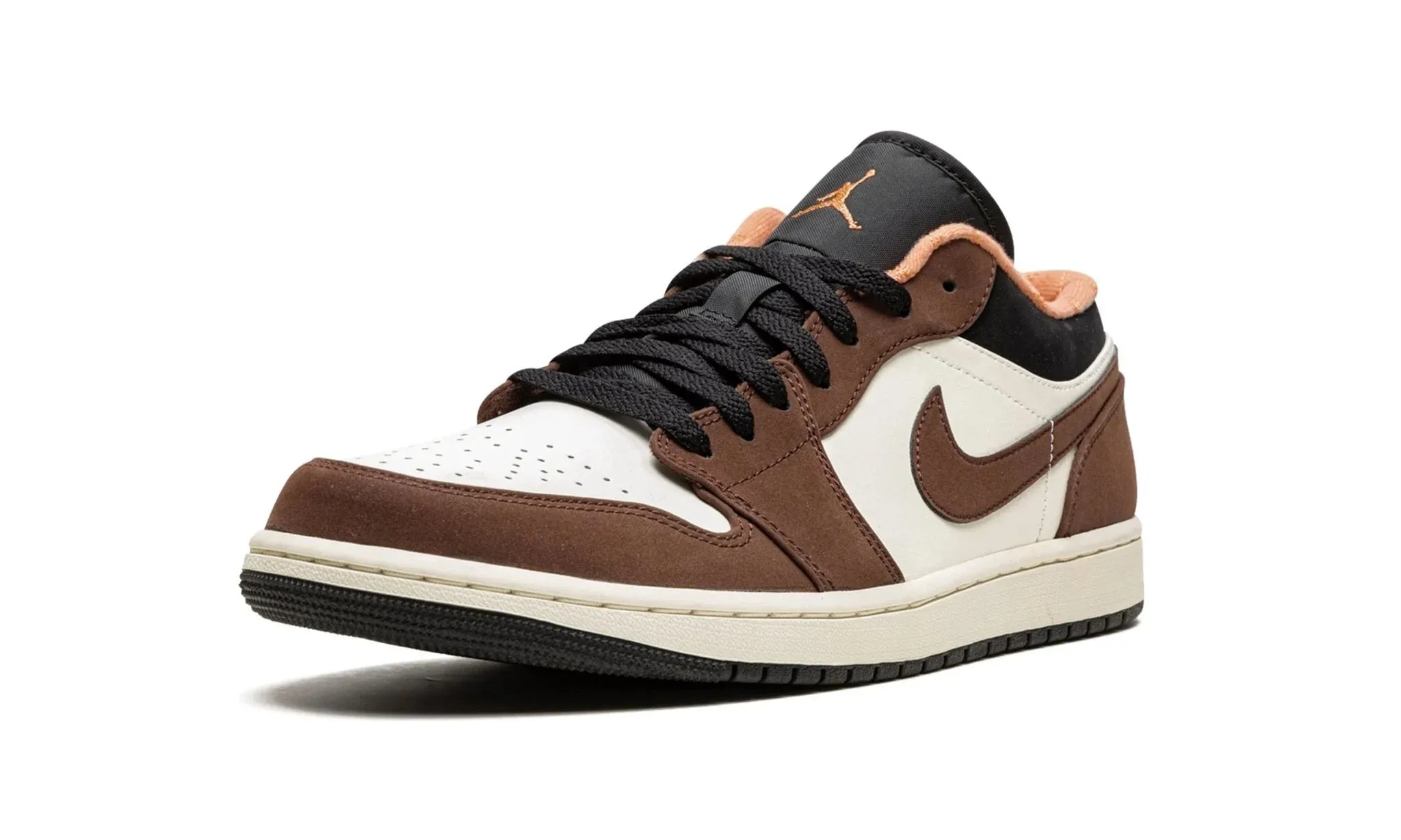 Air Jordan 1 Low Mocha Elegant Mood Street Ball