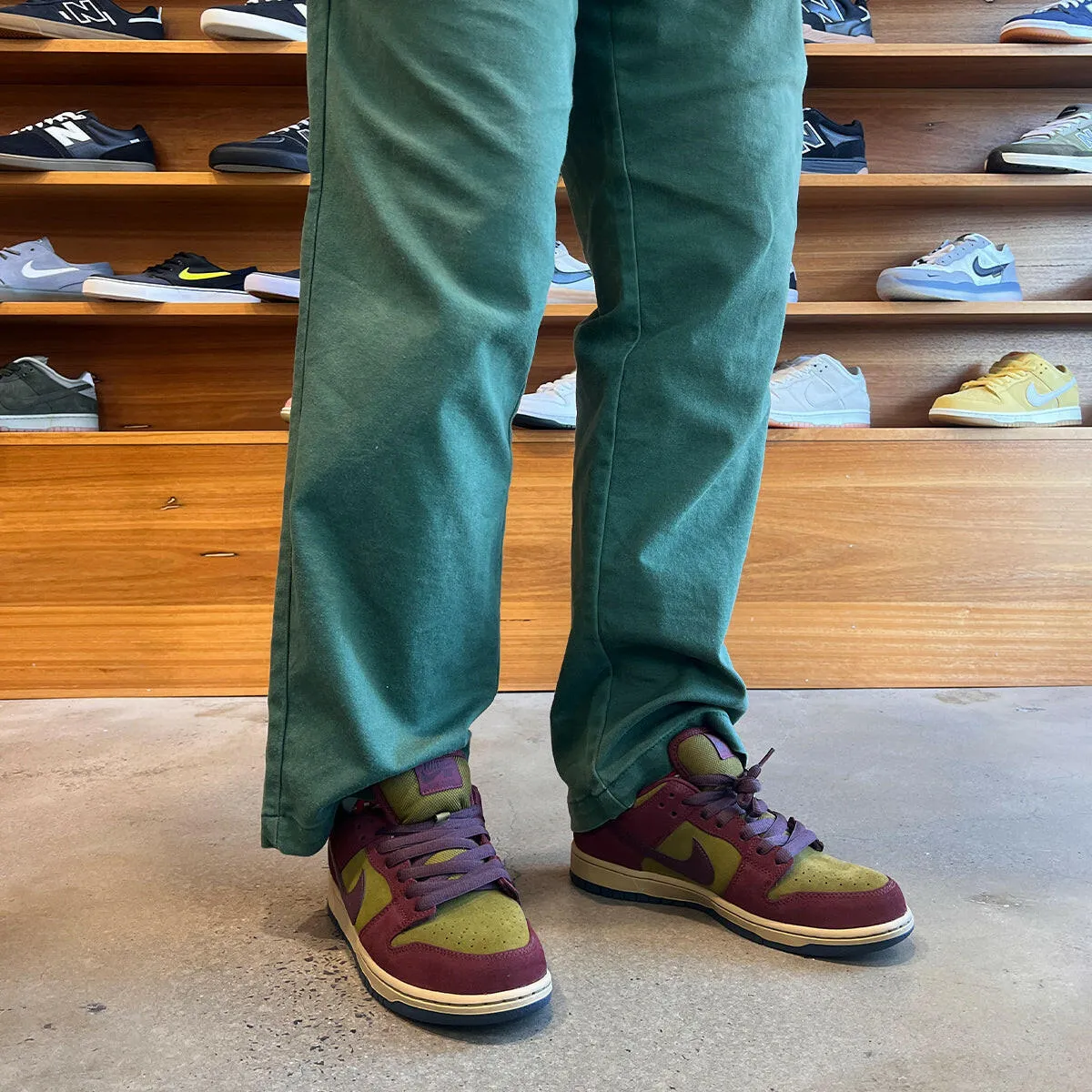 Shopping Day Nike SB - Dunk Low Pro Shoes Dark Team Red Olive Flak