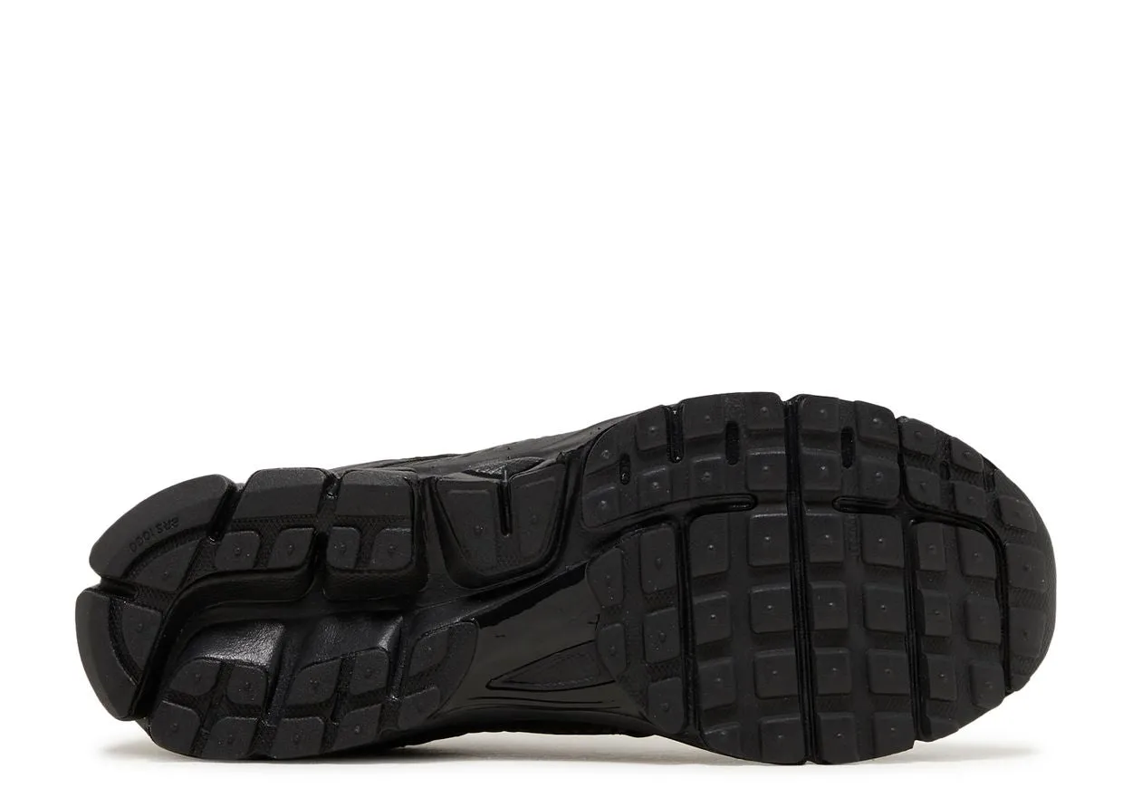 Everyday Fitness sale shoes Nike Zoom Vomero 5 Triple Black