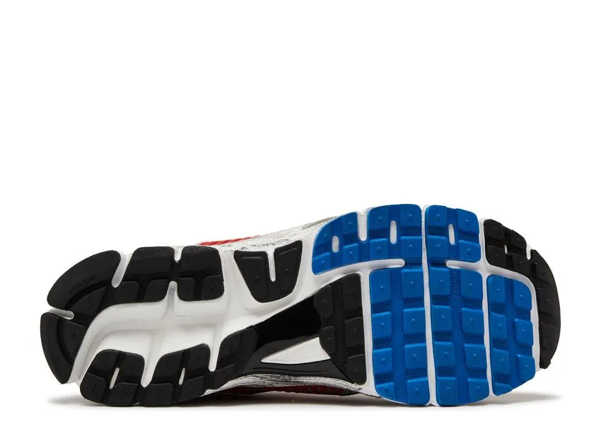 Nike Zoom Vomero 5 Gundam running in wide tracks shoes