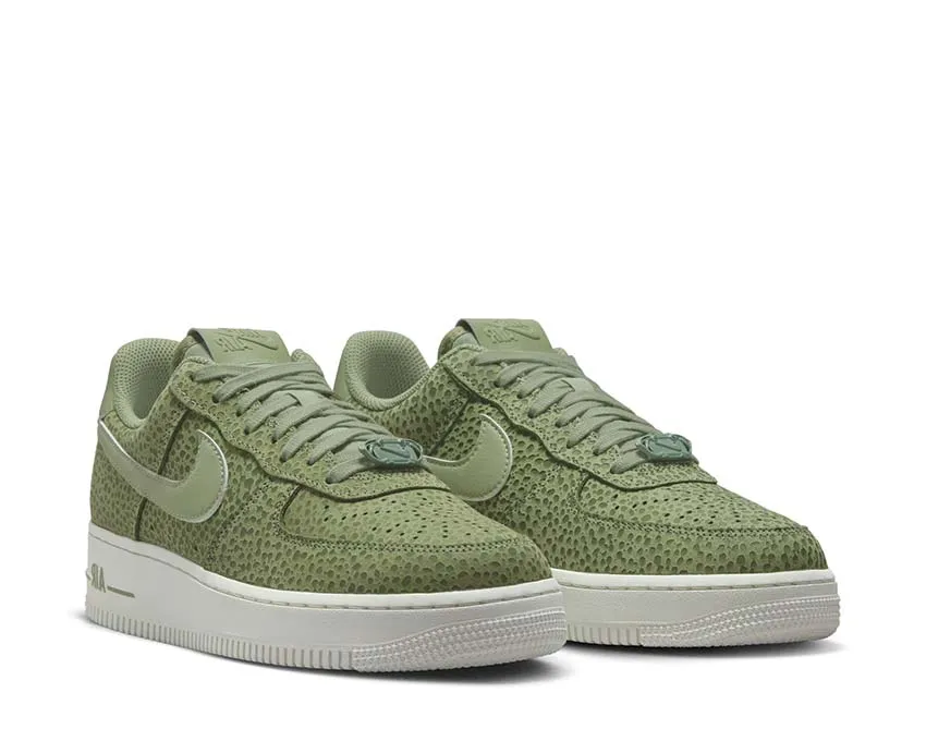 Petal Jog Nike Air Force 1 '07 Prm W "Safari Oil Green"