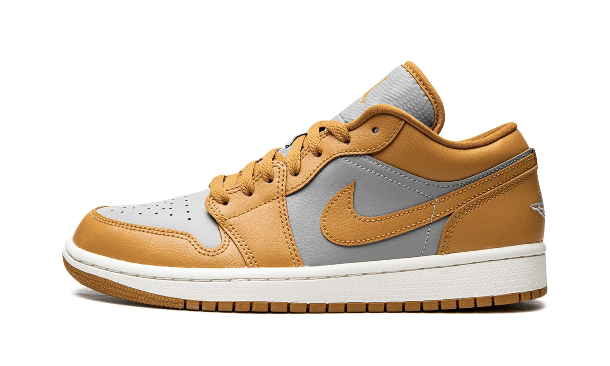 Wmns Air Jordan 1 Low Chutney Spring Jump Supportive structure