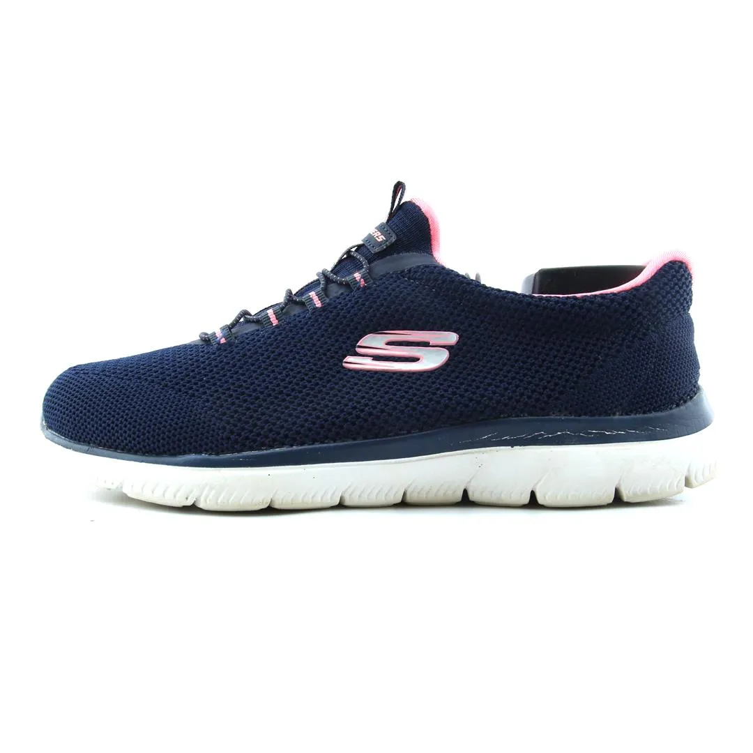 Park Day SKECHERS SUMMITS
