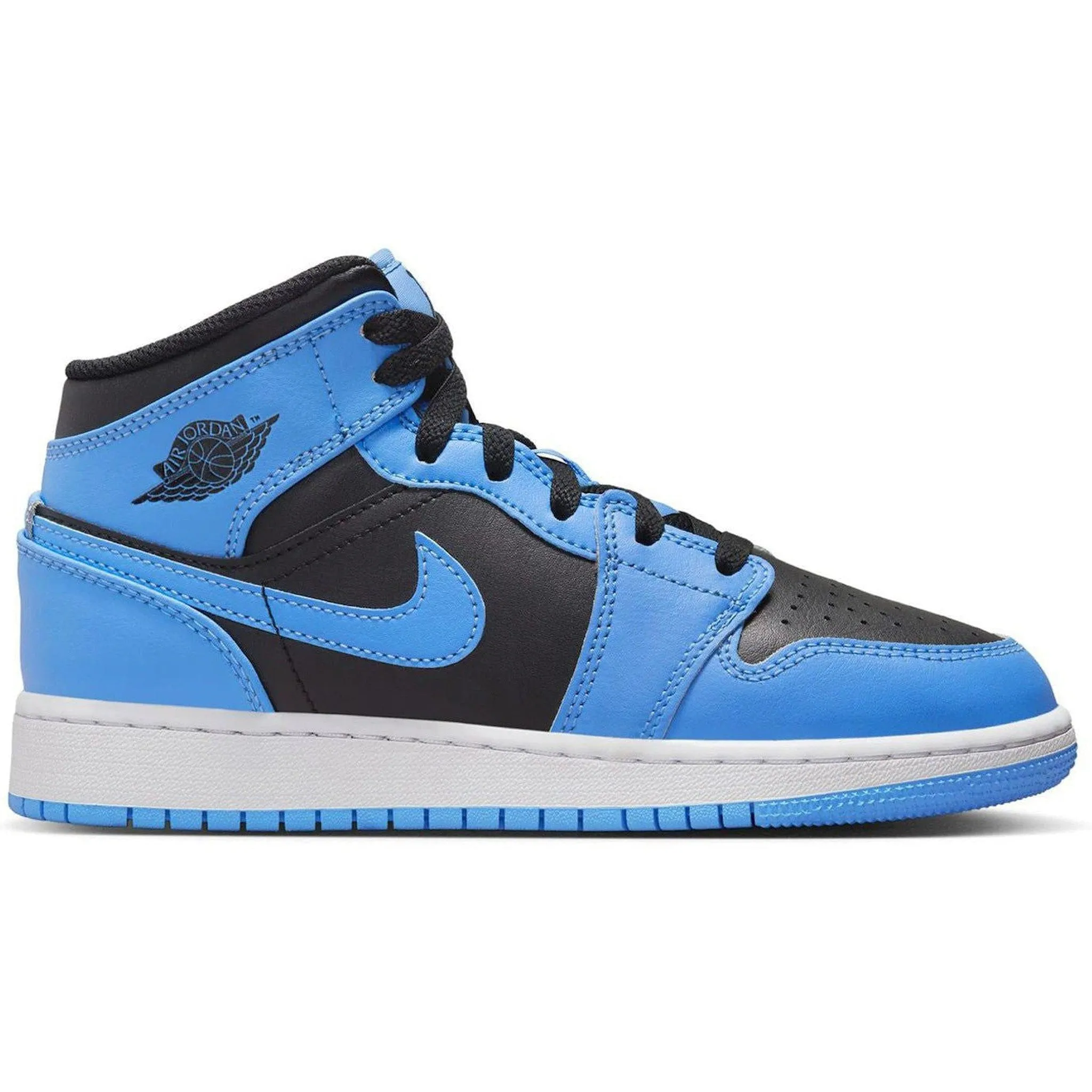 Fall Outfit Smart Casual Jordan 1 Mid University Blue Black (GS)
