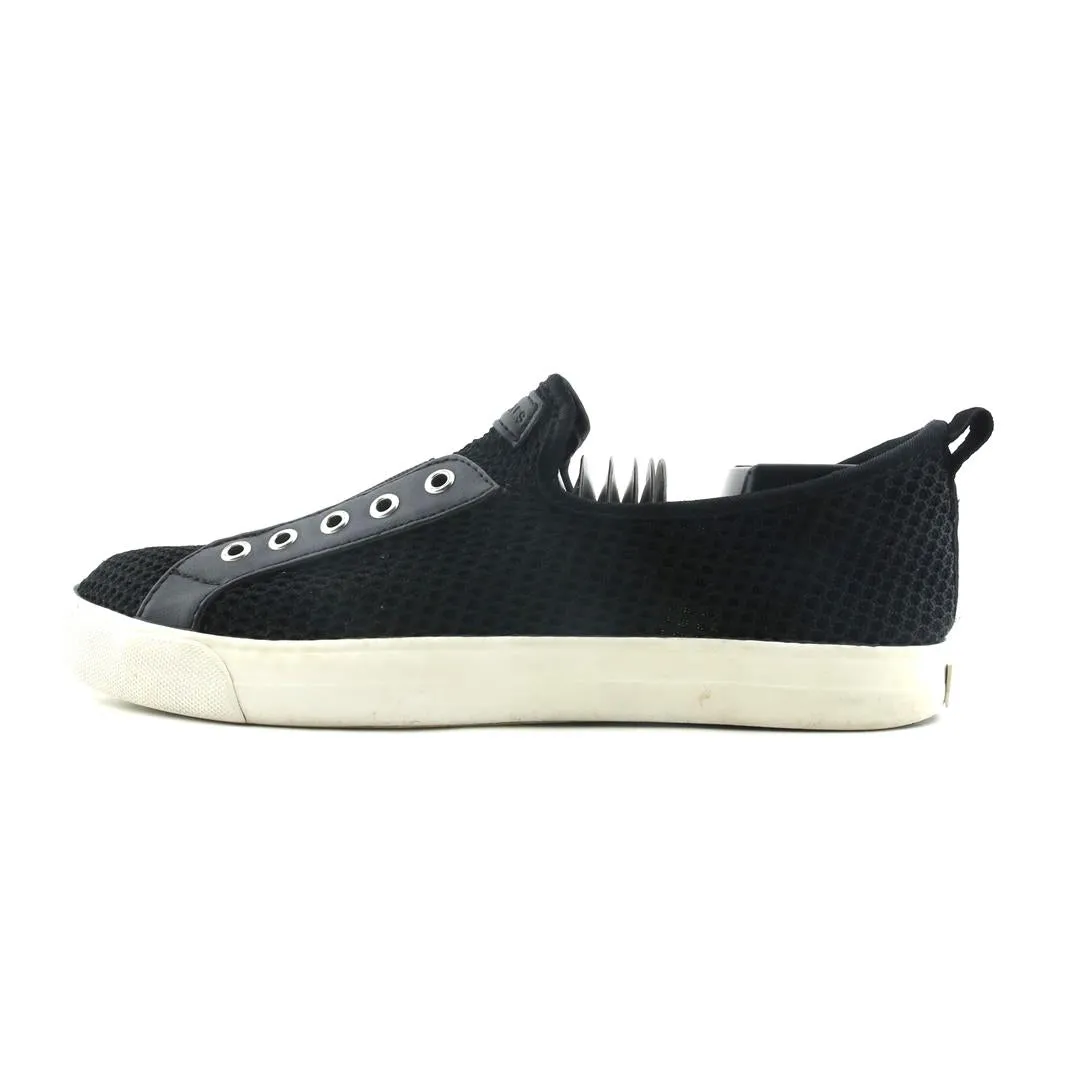 Valley Run G BY GUESS GODELLA