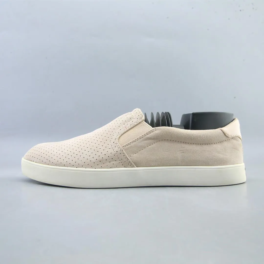 Versatile Island Step DR SCHOLLS MATTISON