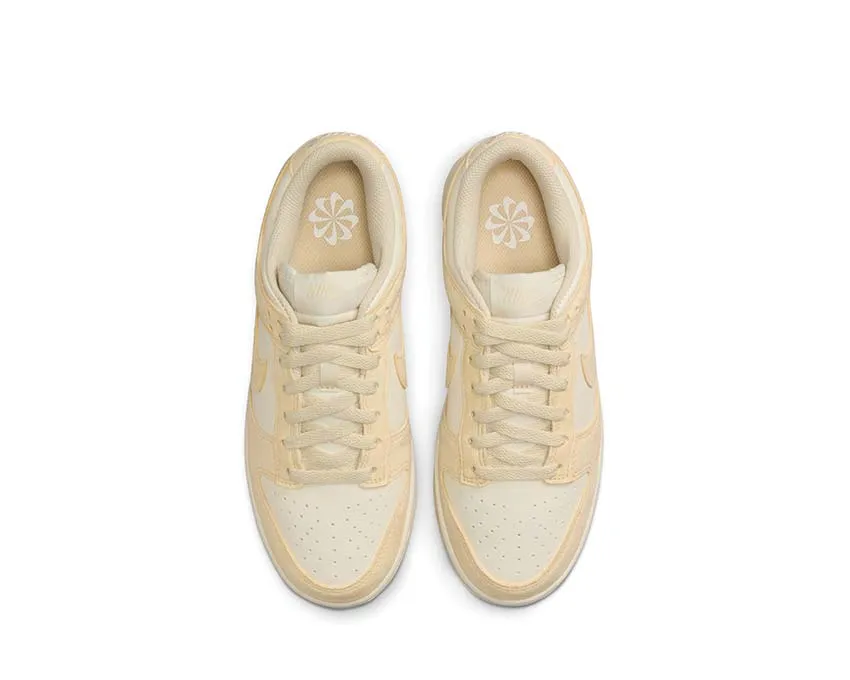 Pull Step Nike Dunk Low "Pale Ivory"