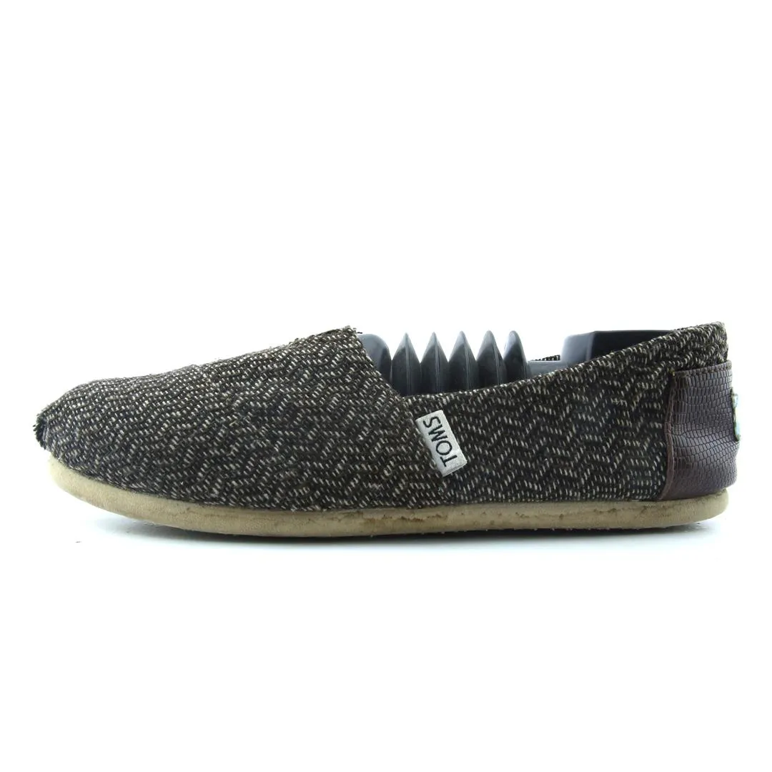 TOMS . Ring Walk