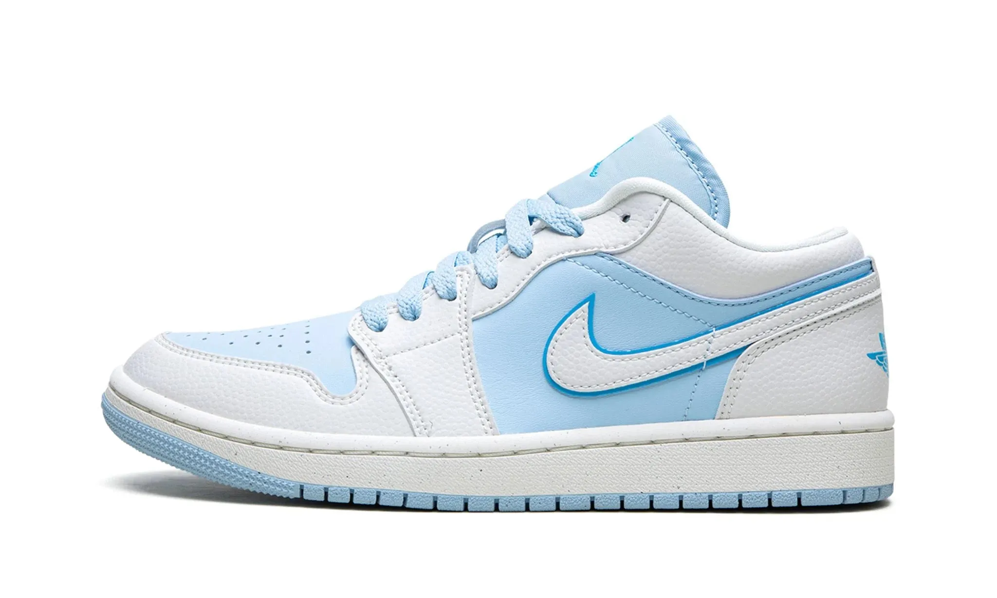City Run Ice Grip Wmns Air Jordan 1 low SE Reverse Ice Blue