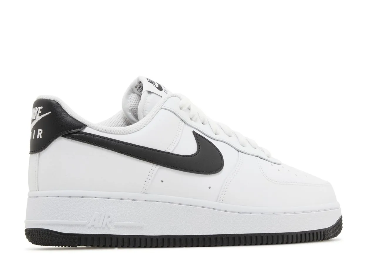 Nike Air Force 1 Low '07 White Black Relax Style