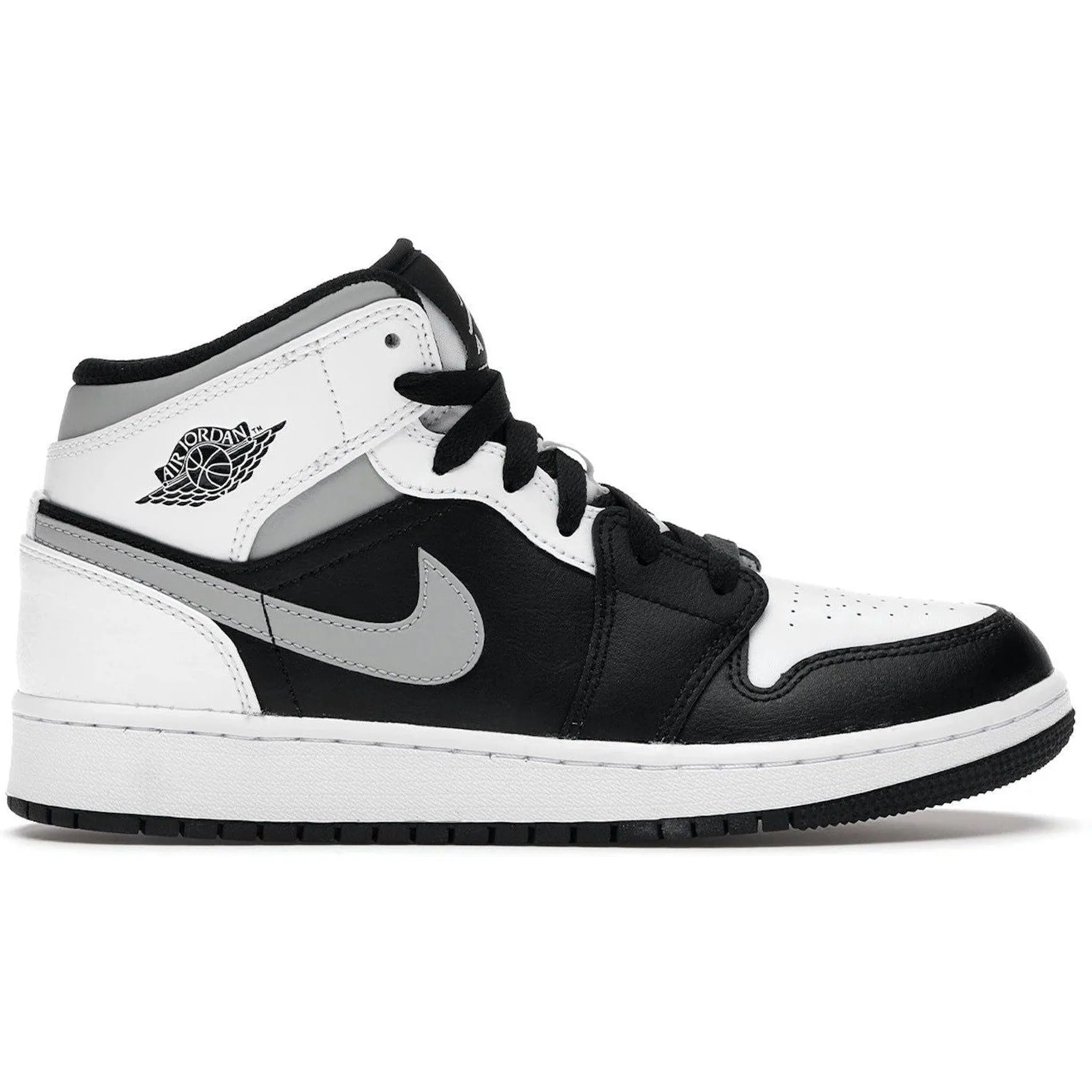 Jordan 1 Mid White Shadow (GS) City Walking Relaxed Look