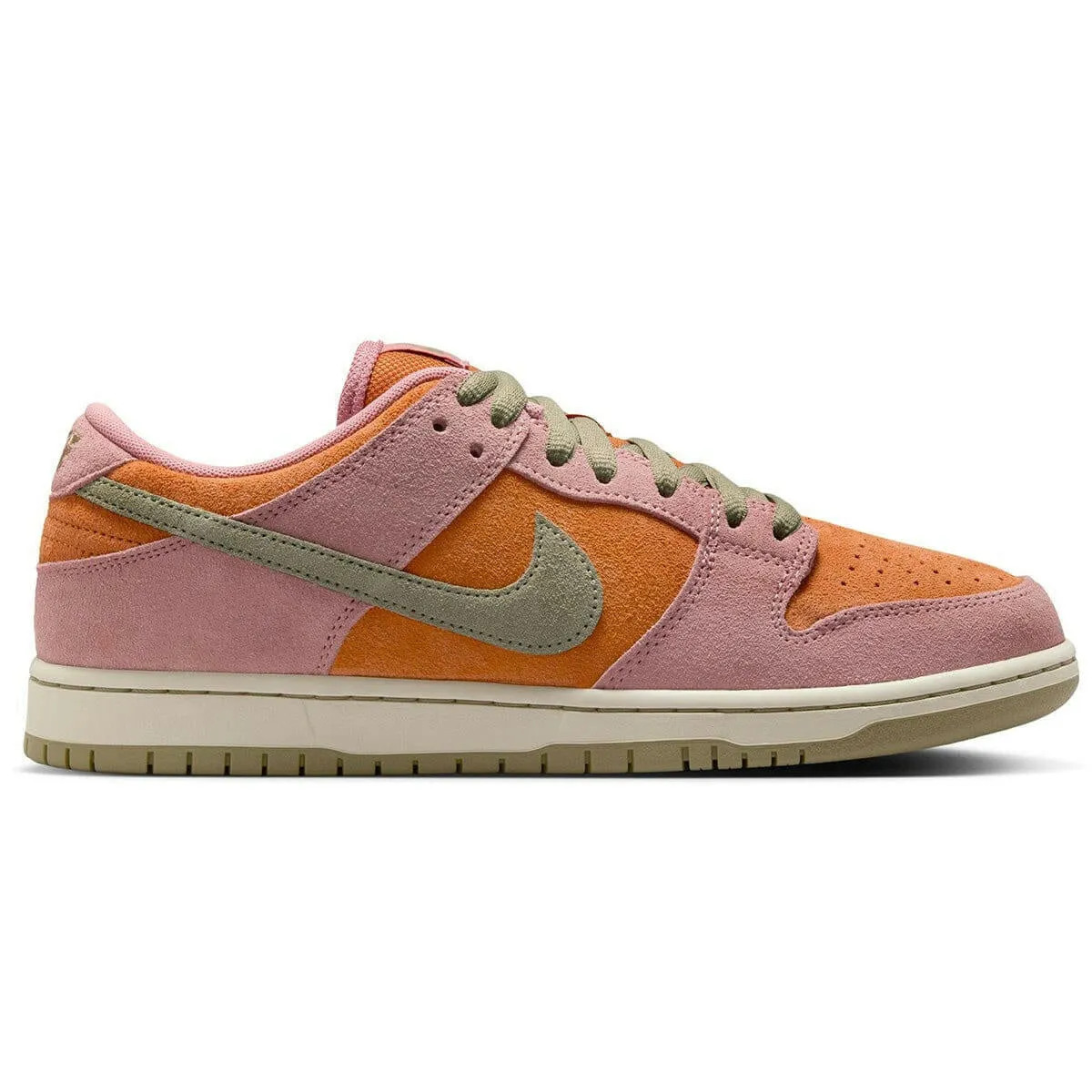 Hike Club Nike SB - Dunk Low Pro Shoes Red Stardust