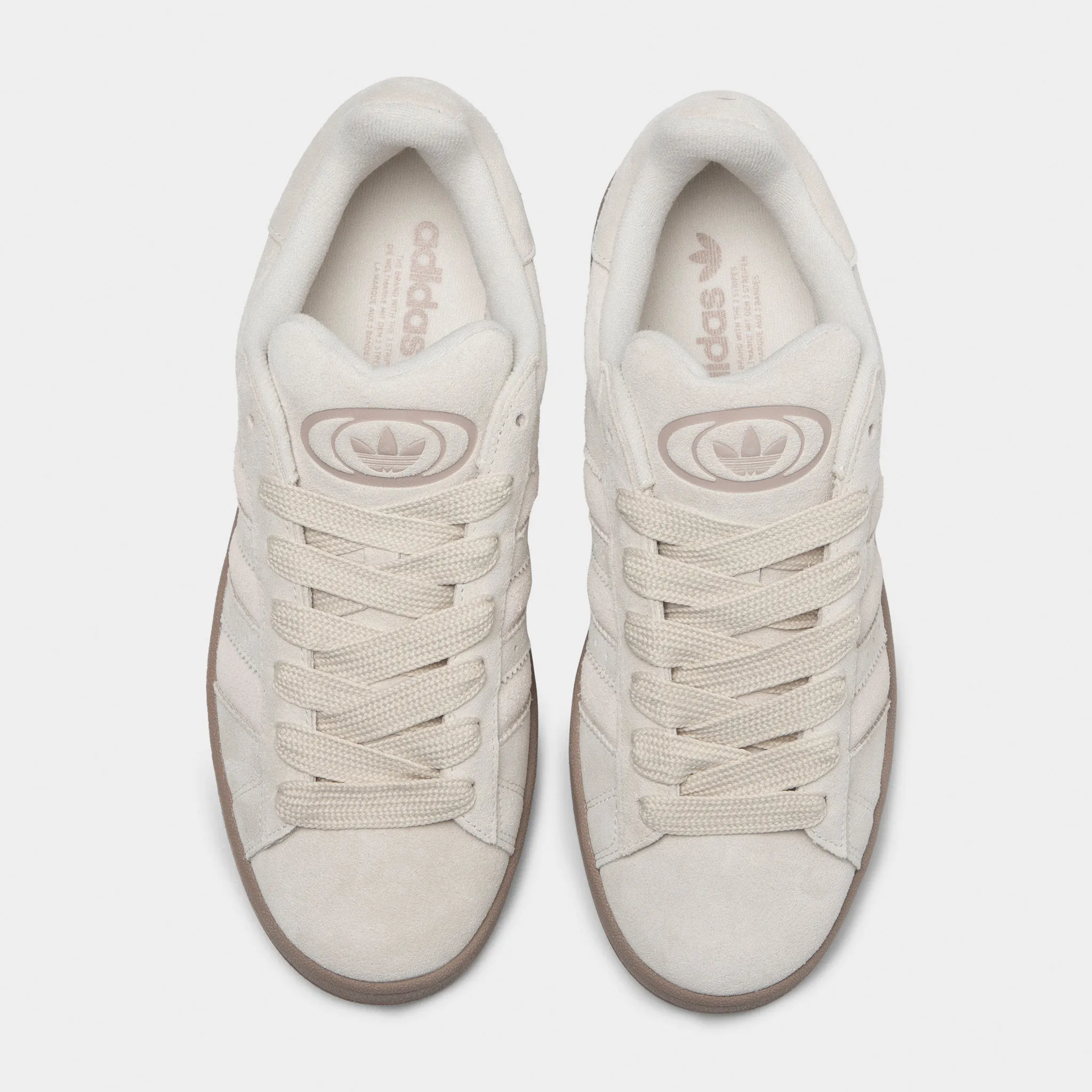 Pair Quick Calm Step adidas Campus 00s Off White / Aluminum
