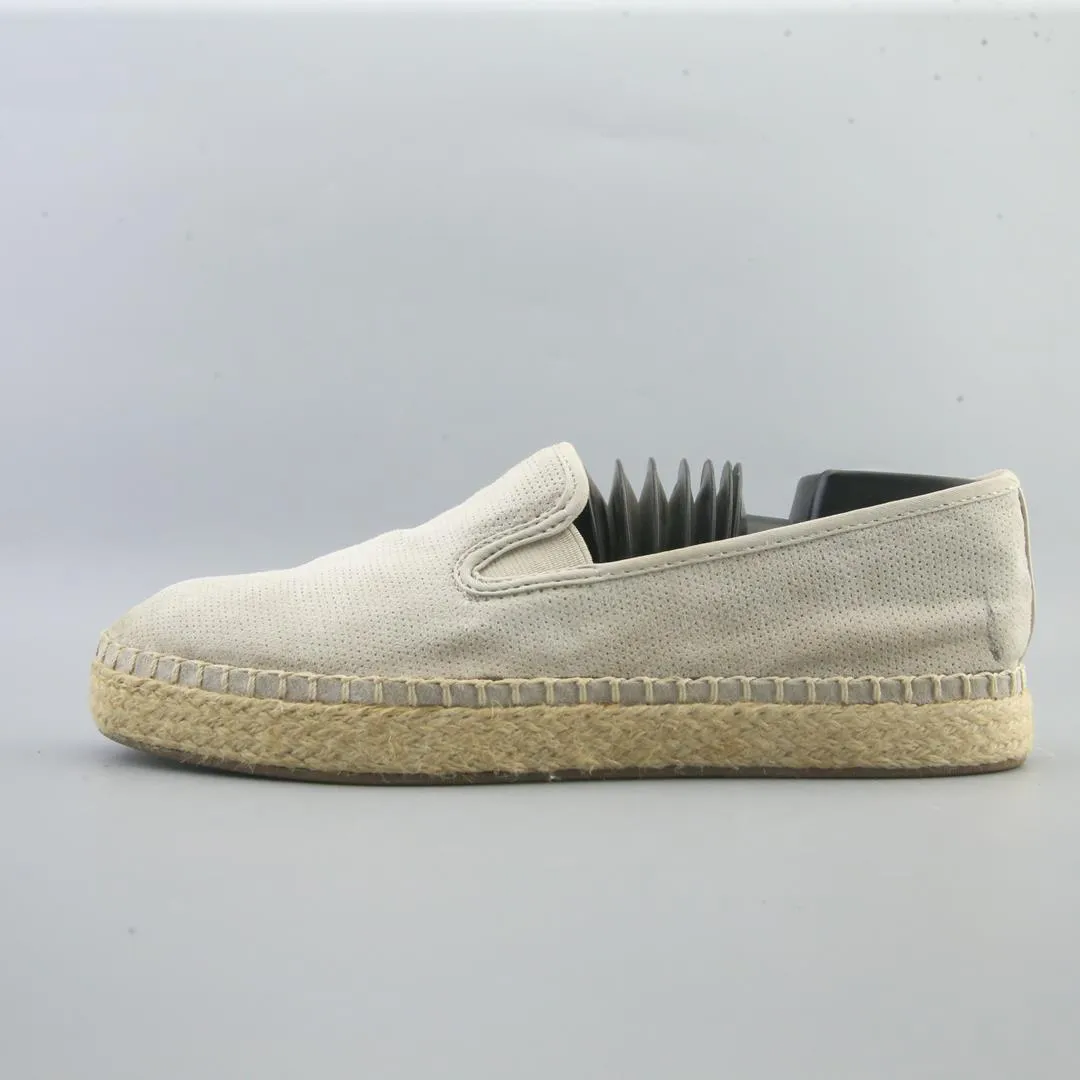 Versatile DR SCHOLLS FAR OUT