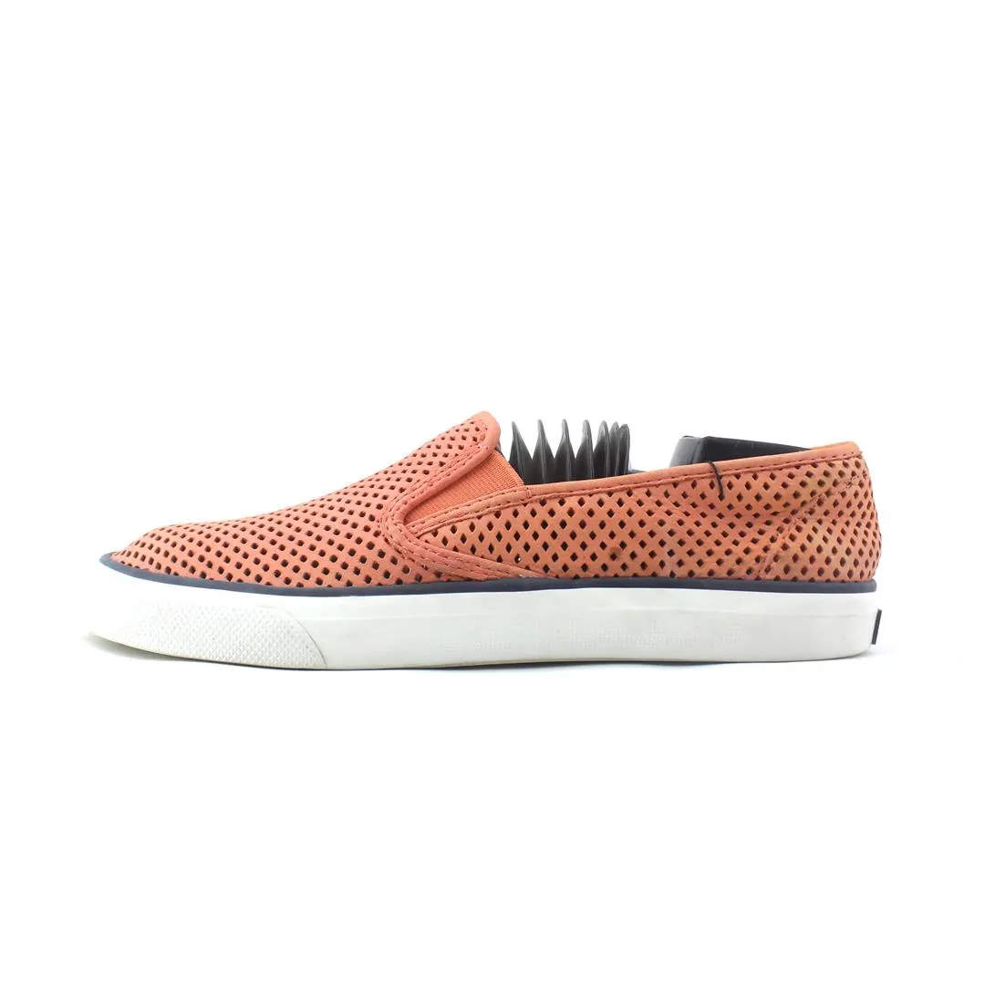 Run Free SPERRY SEASIDE PERFORATED