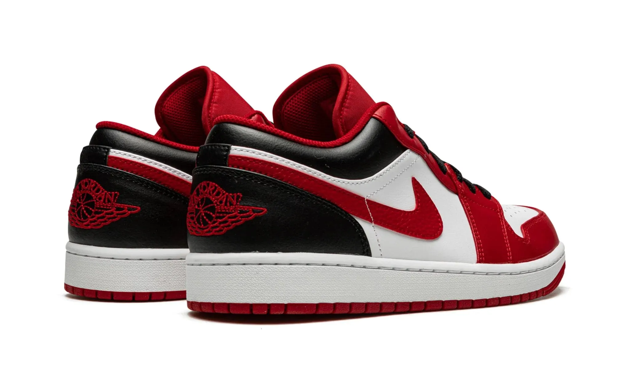Air Jordan 1 Low Reverse Black Toe Bulls Quick Motion Park Day
